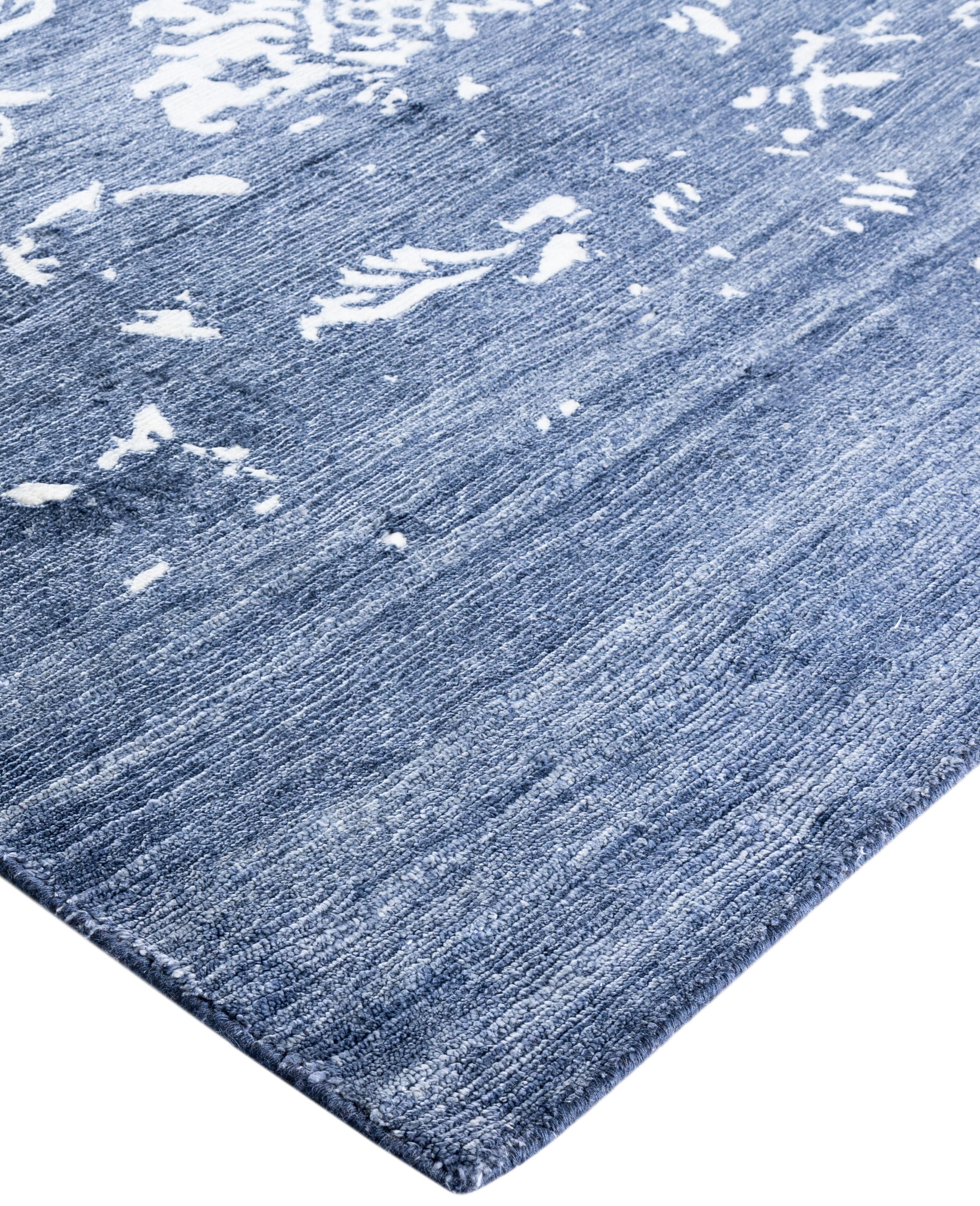 Frescas, llenas de vida y, sobre todo, lujosas, las alfombras de la colección Modern pueden revitalizar una habitación tradicional con la misma elegancia que un espacio más contemporáneo. El opulento dibujo de esta alfombra procede de la rica