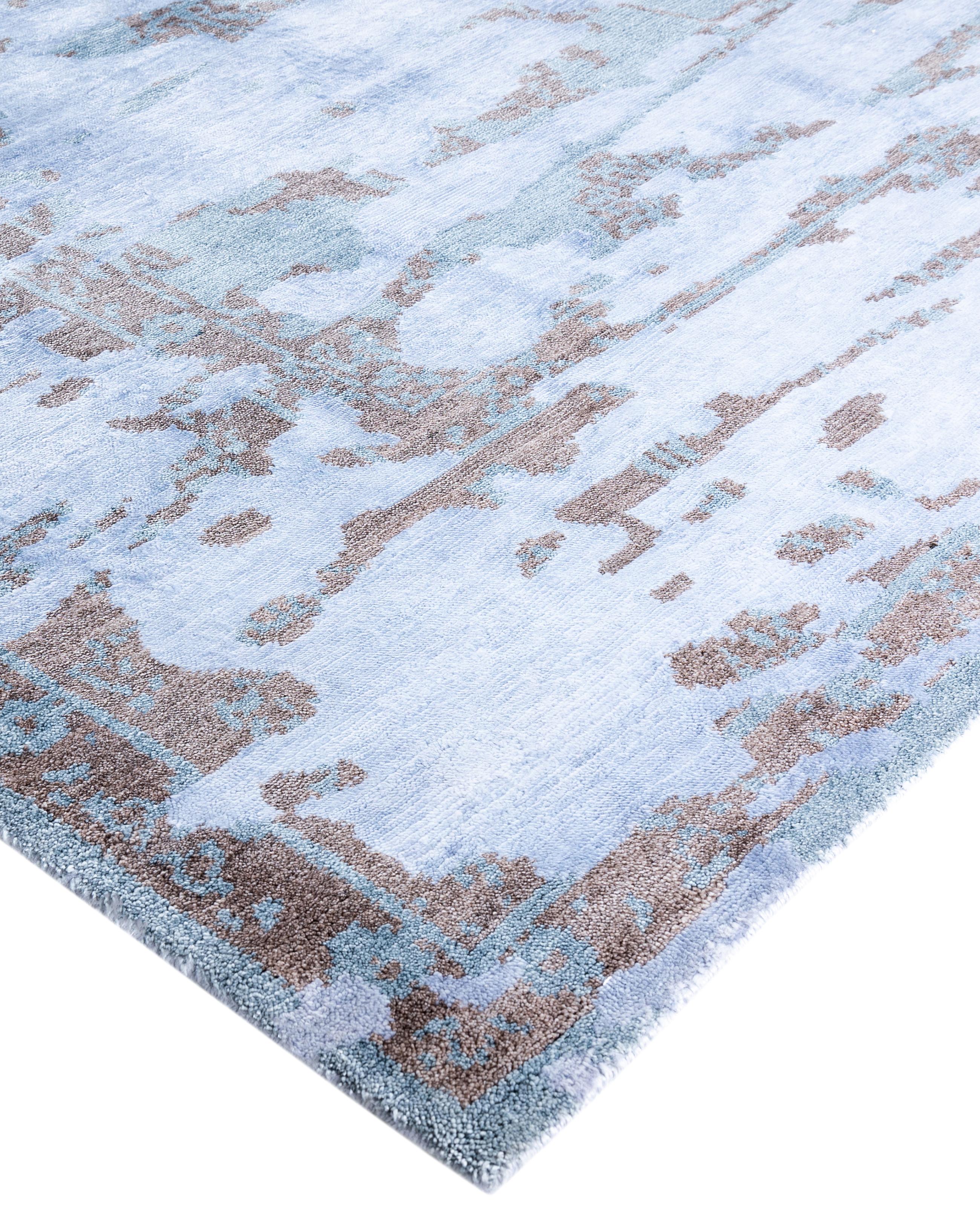 Fresh, spirited, and above all, luxurious, the rugs of the Modern collection can invigorate a traditional room as gracefully as they can ground a more contemporary space. The opulent pattern in this rug is derived from the rich tradition of Turkish