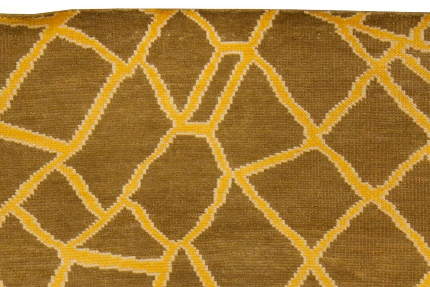 Alfombra contemporánea abstracta de lana hecha a mano con piel de serpiente por Doris Leslie Blau Tejido a mano en venta