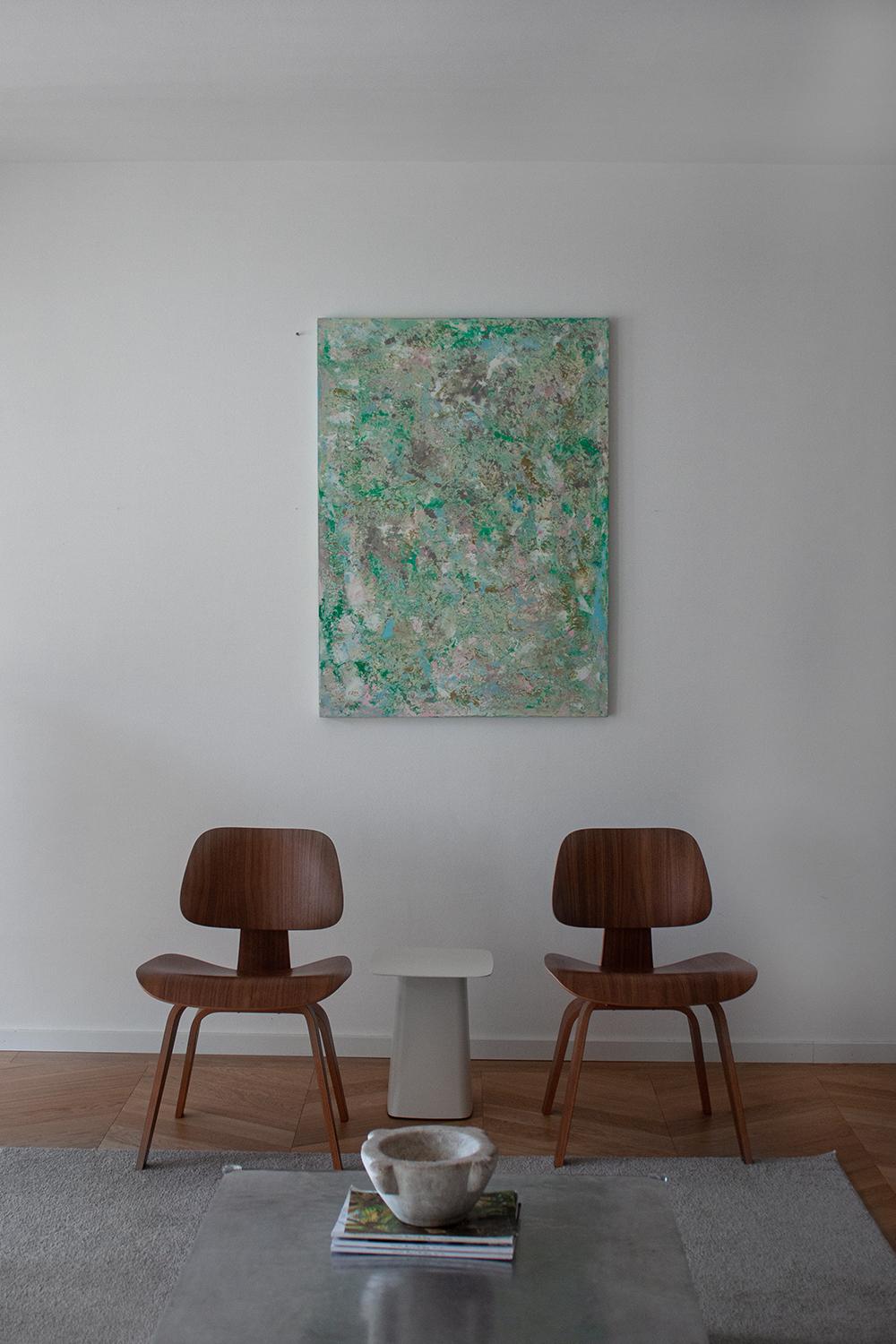 Bois Peinture abstraite contemporaine texturée dans les tons bleu clair et vert par Ezra Zäh en vente