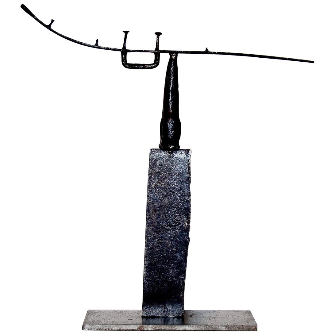 Sculpture abstraite contemporaine en acier soudé de Scott Gordon (Shaman, 2010)
