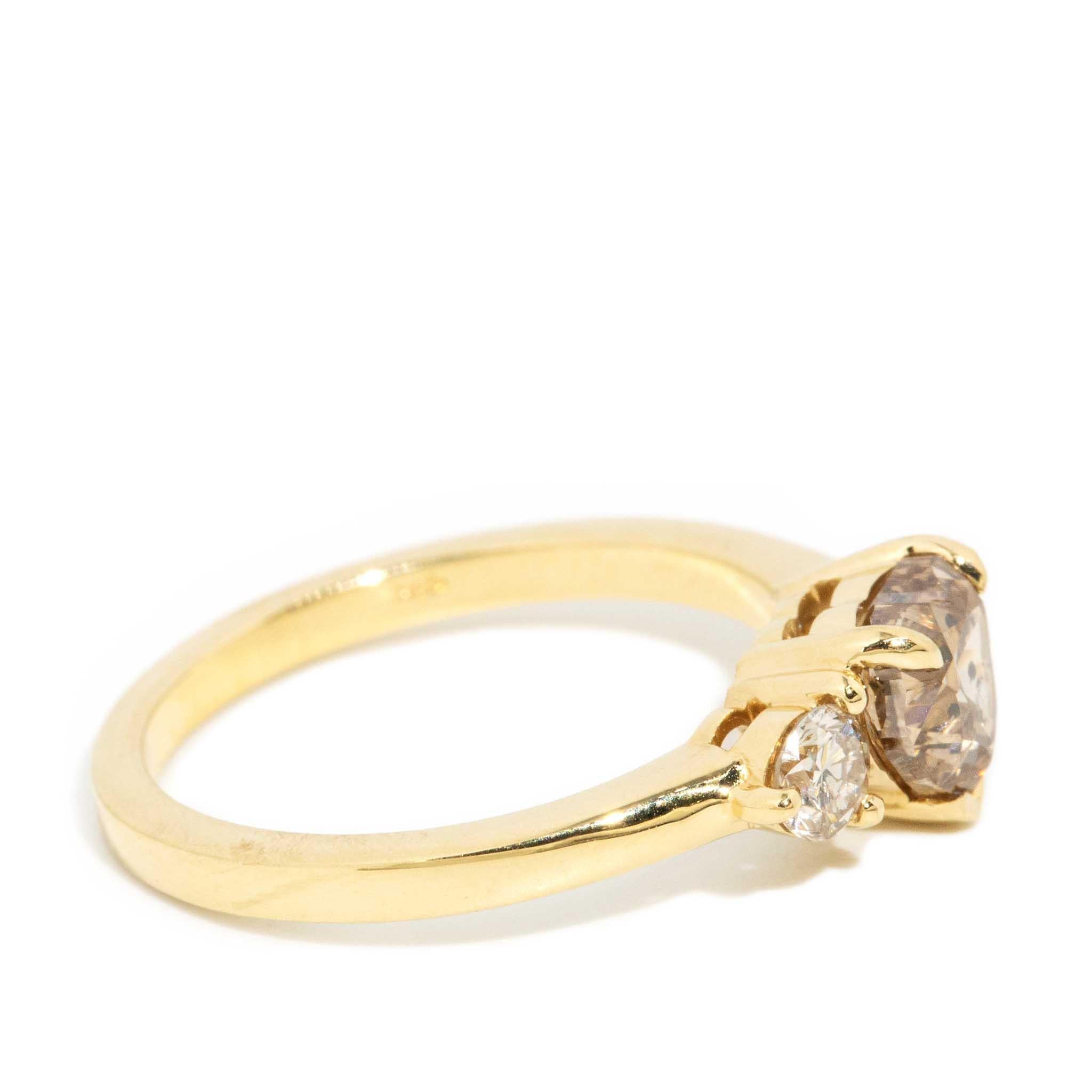 Contemporary ADGL Cognac & White Diamond Heart Ring 18 Carat Yellow Gold For Sale 2