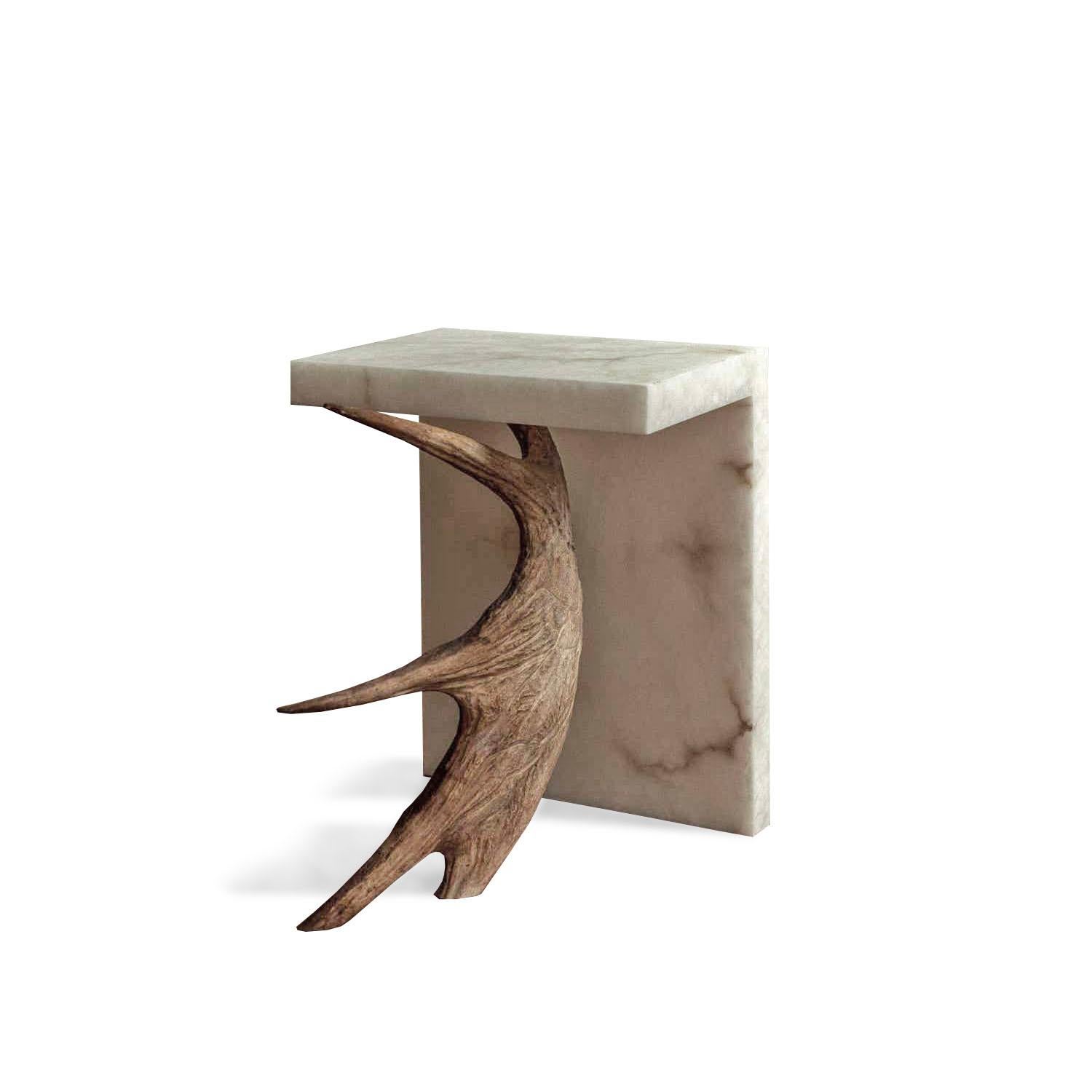 Contemporary Alabaster Stag T Hocker / Beistelltisch von Rick Owens (Organische Moderne) im Angebot