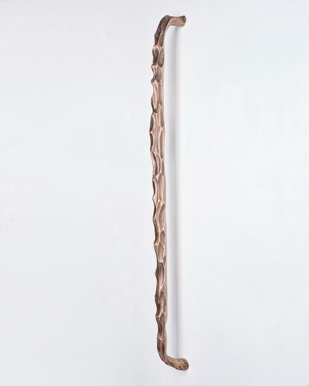 Australiano Contemporary Alberto Solid Bronze Entry by V.Brokkr in vendita