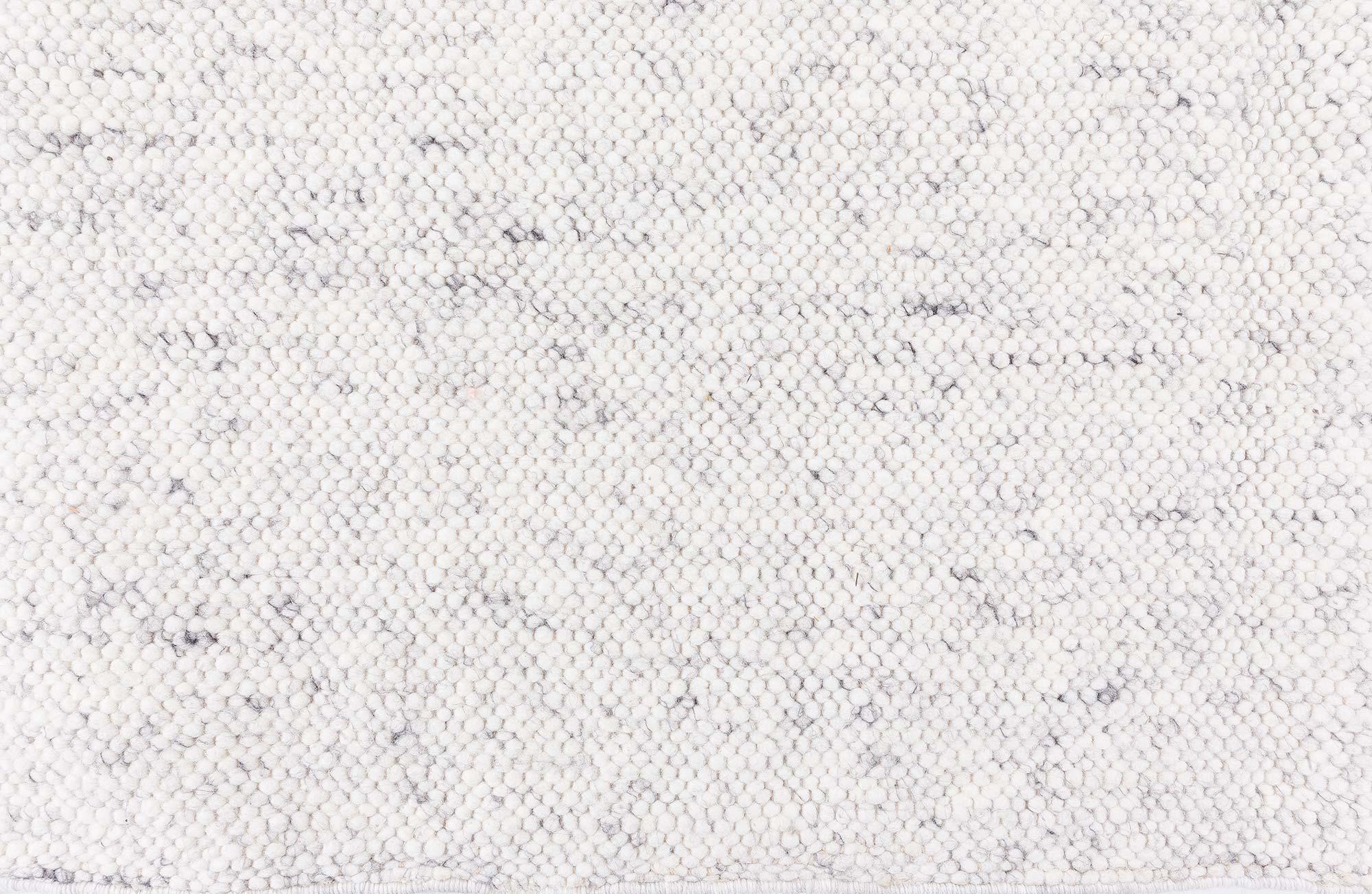 Contemporary Alpine Handmade in Natural Lambswool Runner by Doris Leslie Blau en Nuevo estado para la venta en New York, NY