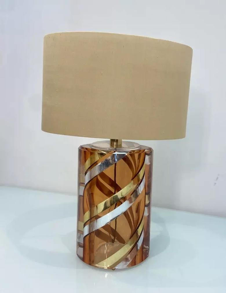 Contemporary Amber Glass Dekorative Tischlampe mit Schirm im Zustand „Gut“ im Angebot in London, GB