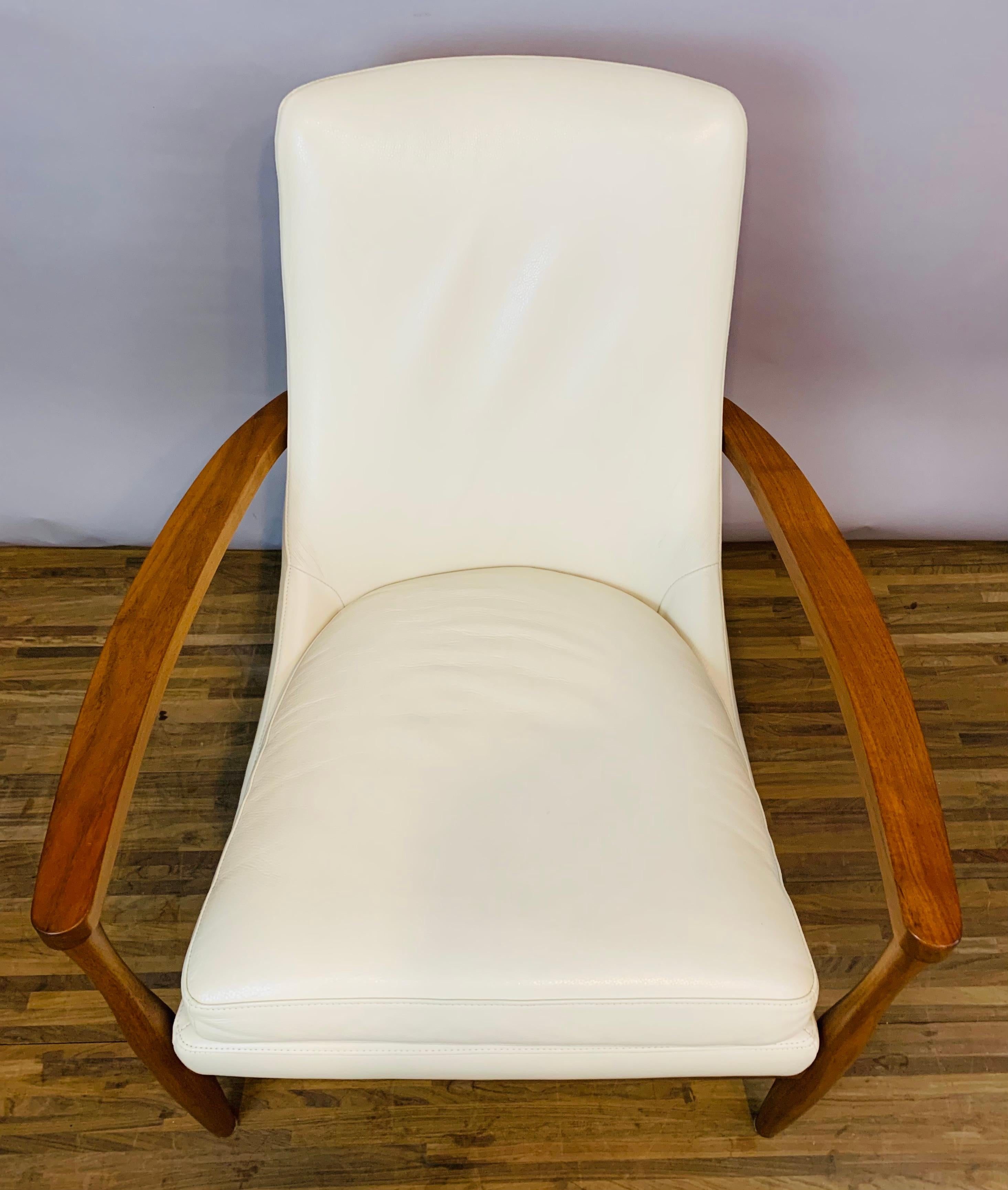 Contemporary American Aaron Ash & White American Leather Deep-Seated Armchair 1