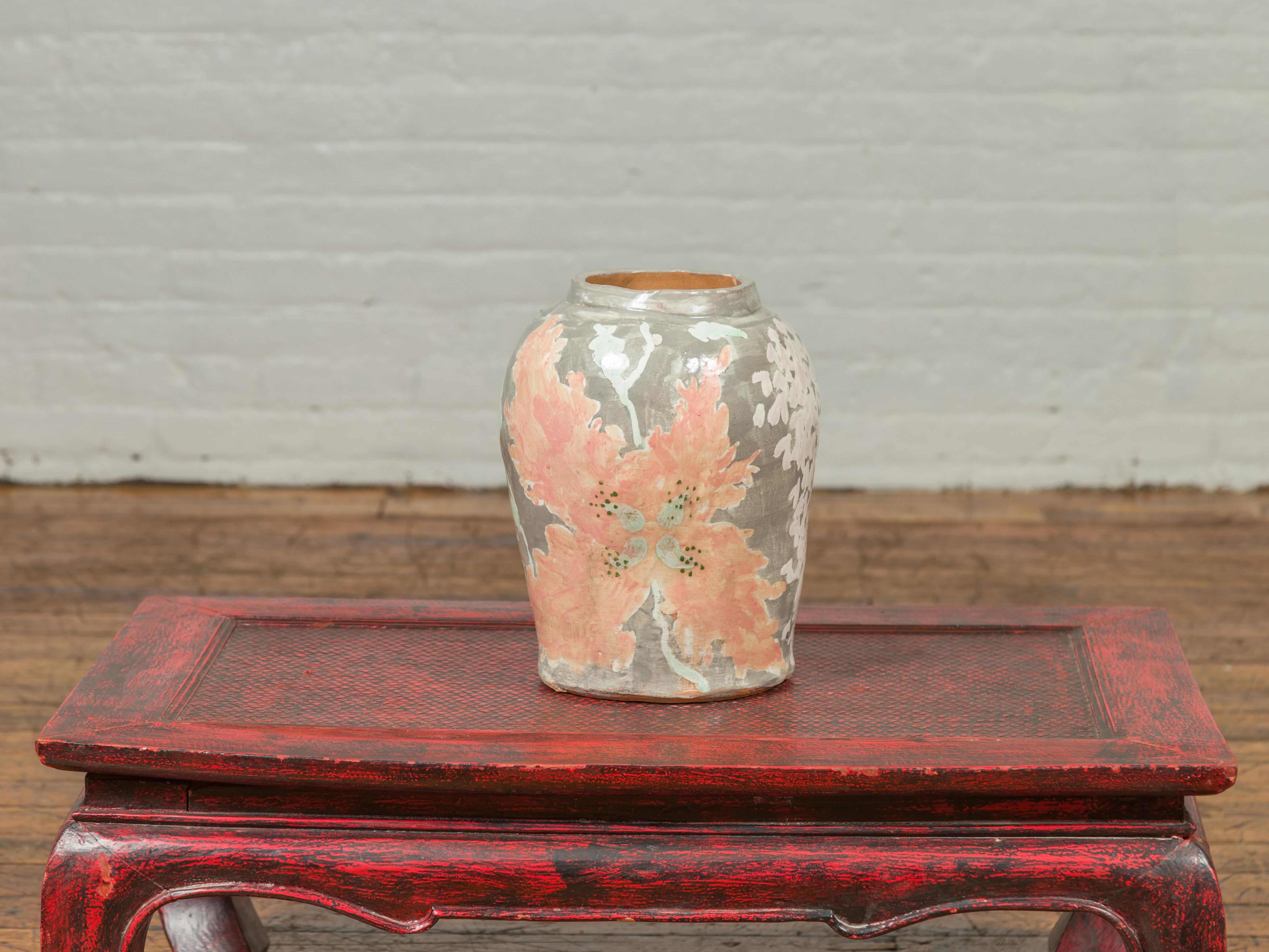 Contemporary American Collection Ceramic Vase with Large Orange Flowers In Good Condition For Sale In Yonkers, NY