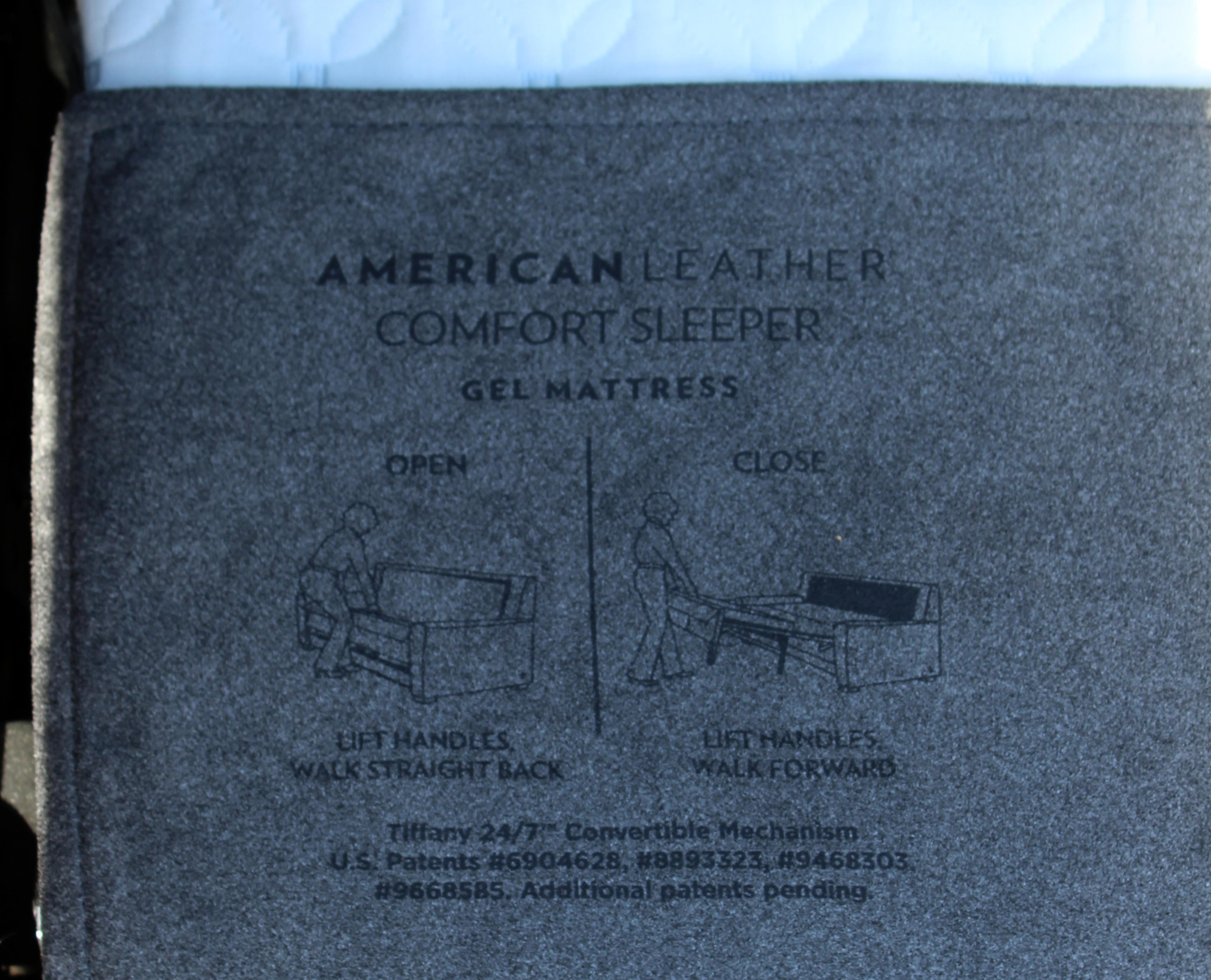 Contemporary American Leather Co. Comfort Sleeper Sofa In Good Condition In Keego Harbor, MI