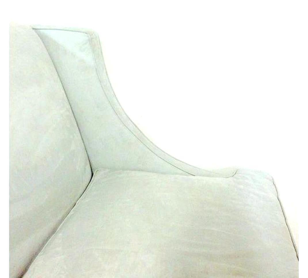 20th Century American Made Suede Upholstered Settee  For Sale 3