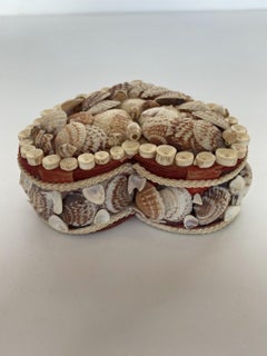 Joyero Contemporáneo Americano Moderno en Forma de Corazón de Concha Marina