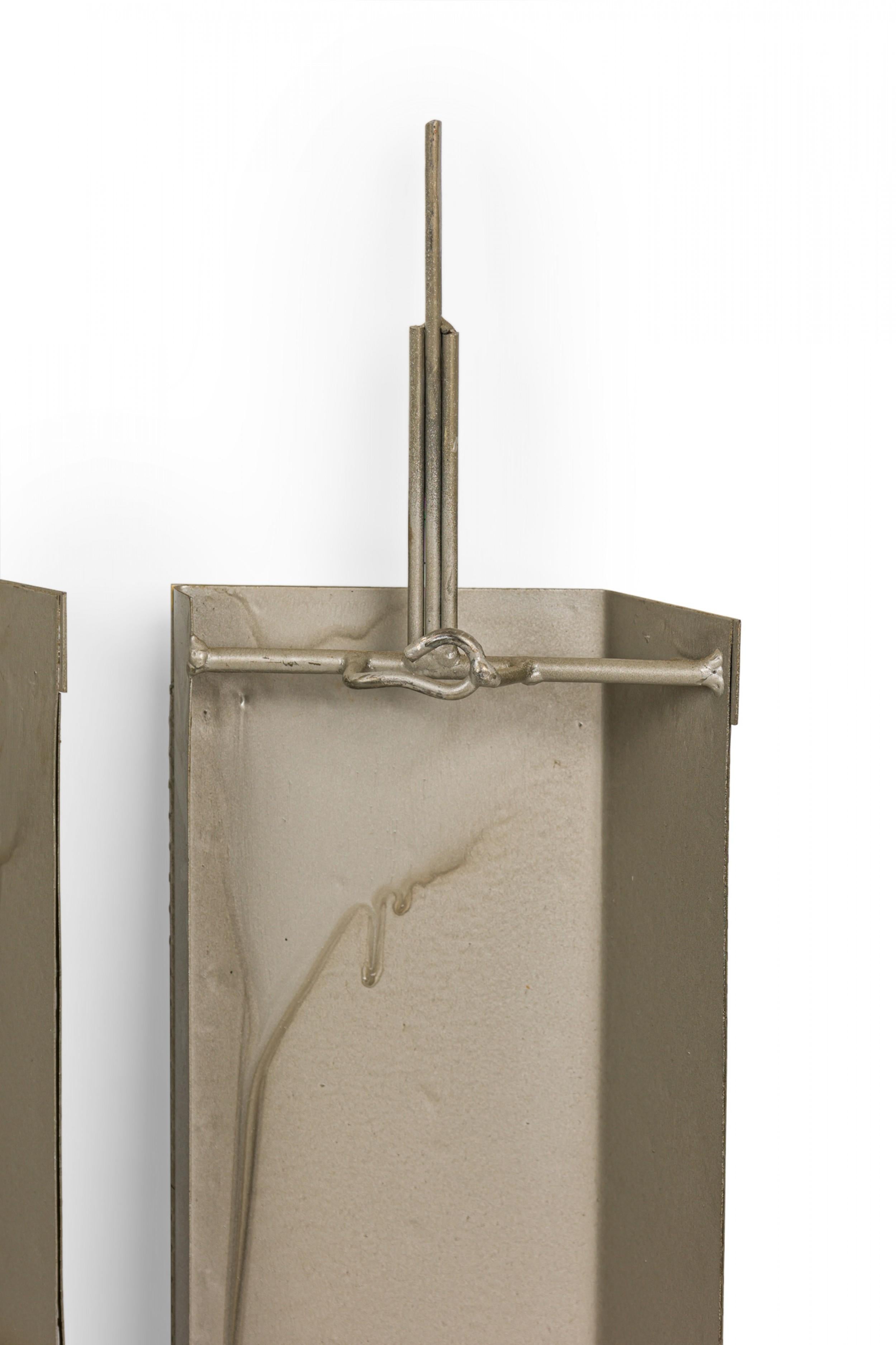 Contemporary American Shaped Silver Metal City Skyline Skulptur (Moderne) im Angebot