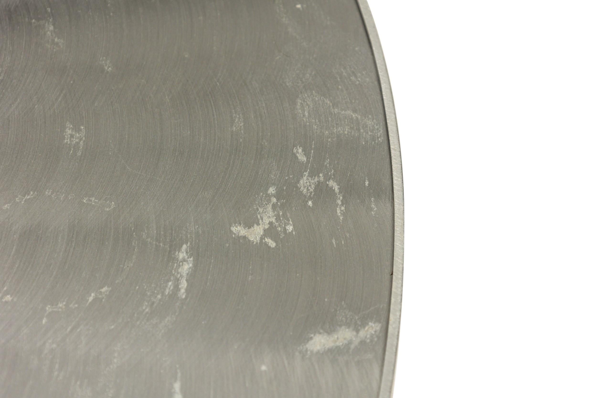 Spazzolato Tavolo Infinity AM Contemporary in acciaio inox e vetro nero in vendita