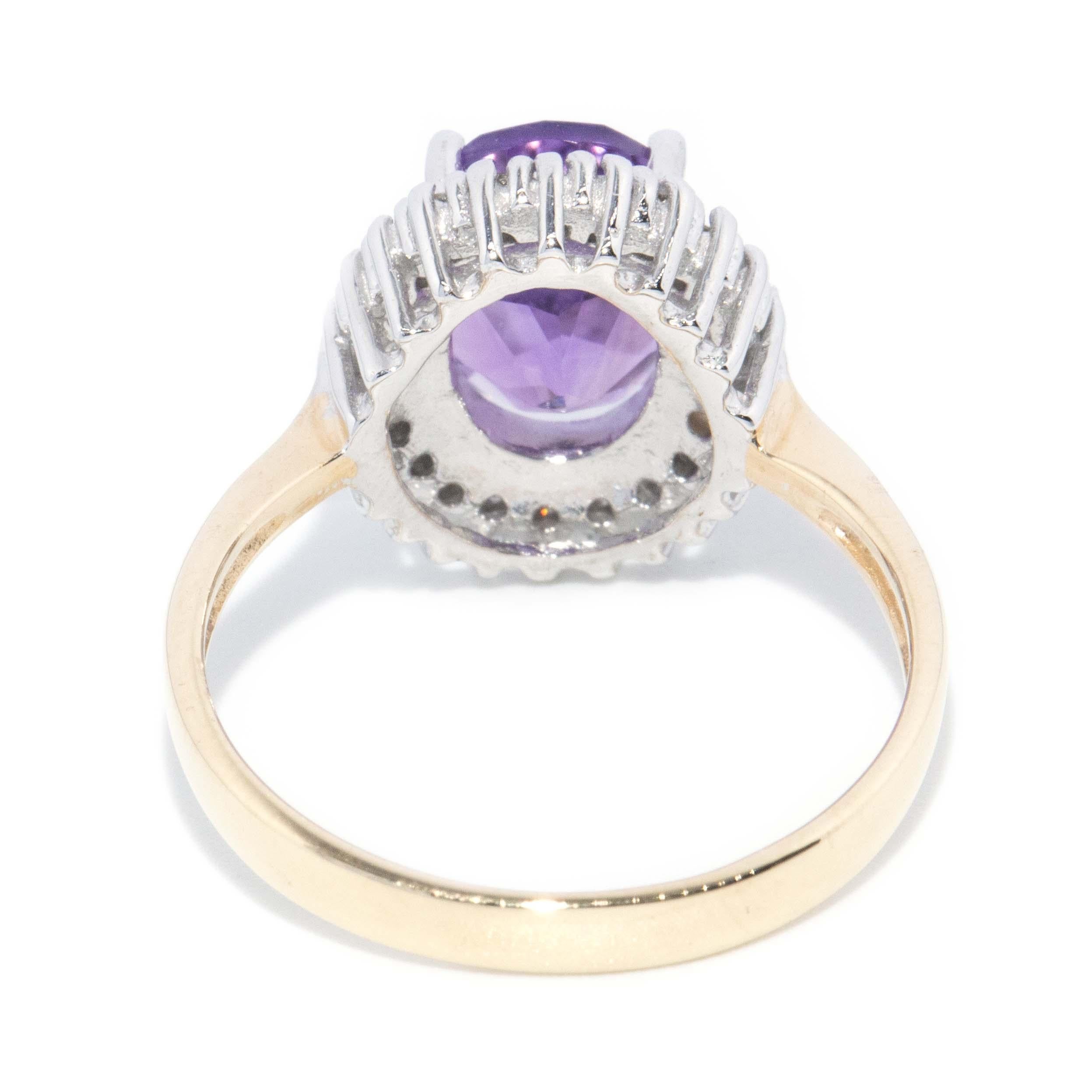 Anello aureola contemporary con ametista e diamante in oro giallo 9 carati in vendita 3