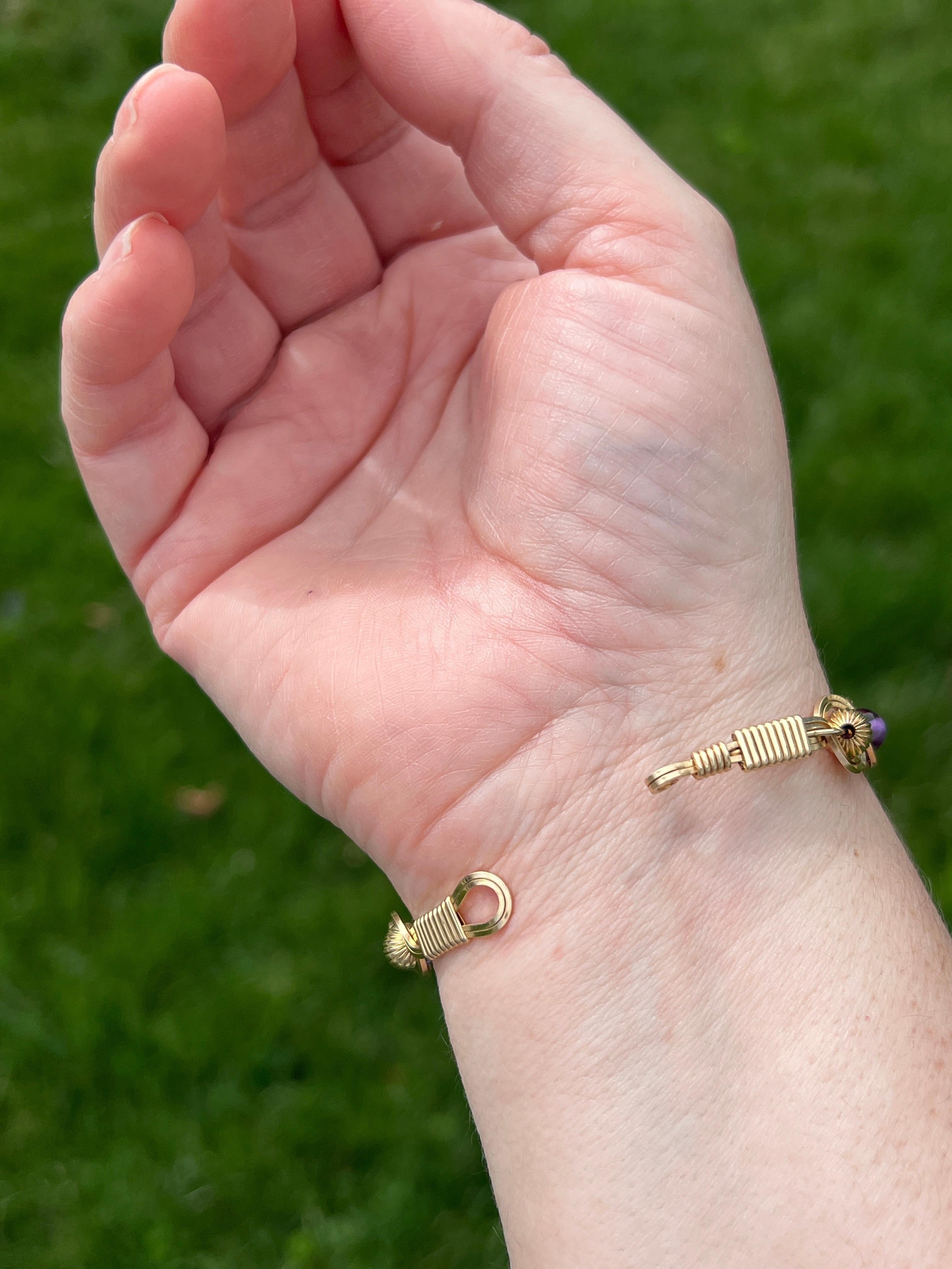 Women's or Men's Contemporary Amethyst Pearl & Gold Bead Gold Wire Bracelet For Sale