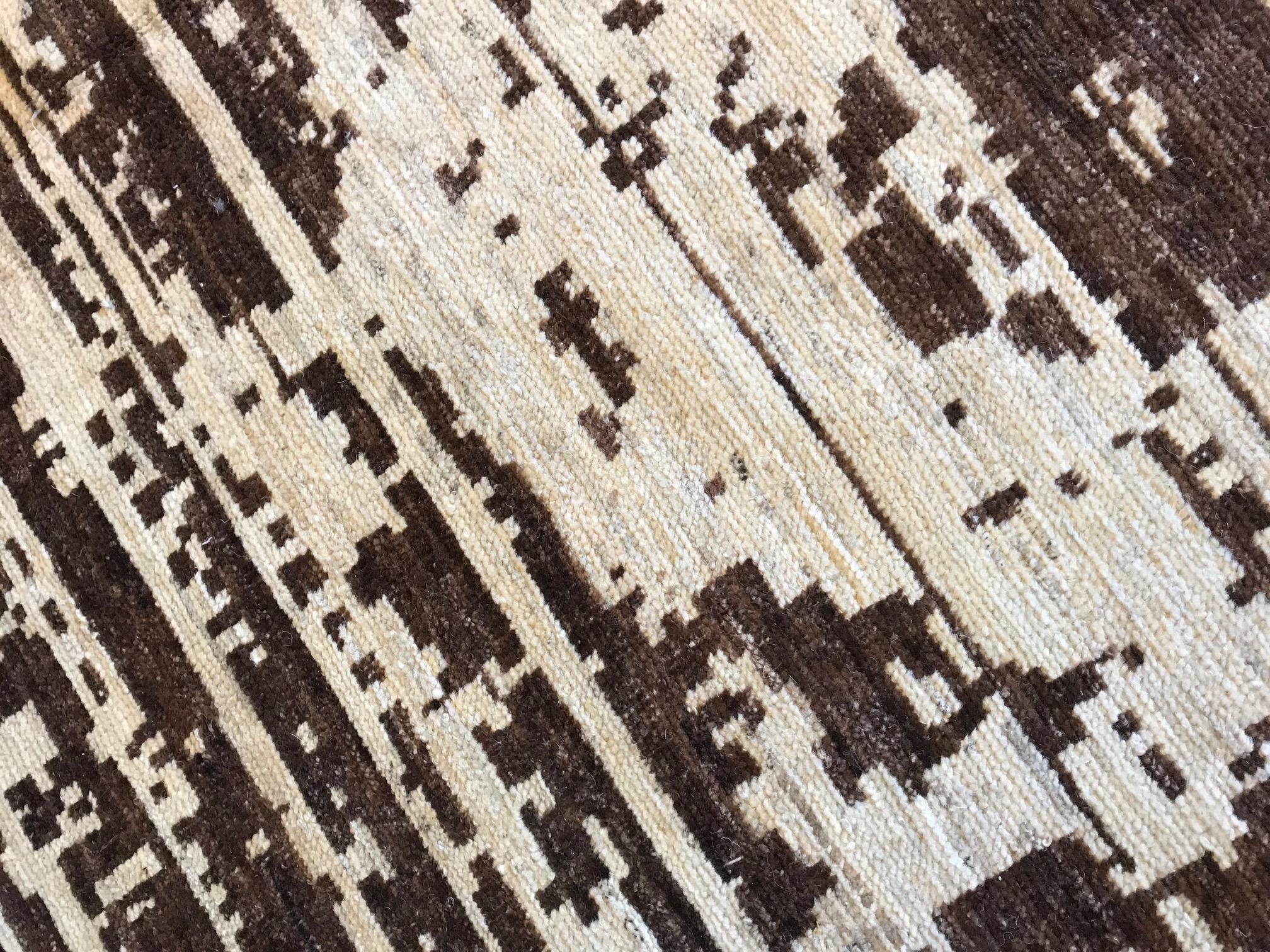 Contemporary Anatolia Wool Rug with Pixelated Traditional Motif by Doris Leslie Blau.
Size: 13'5
