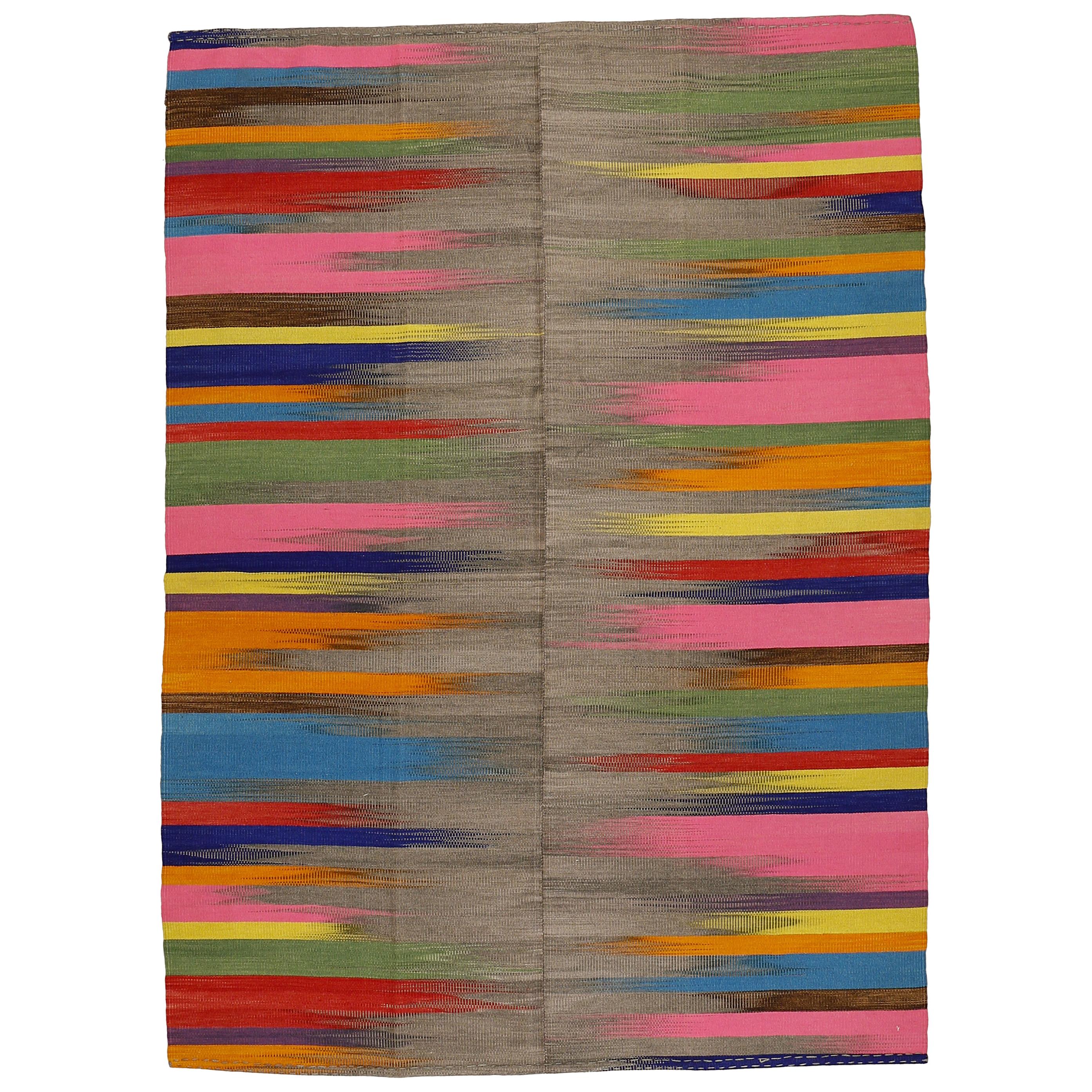 Contemporary Anatolian Kilim Rug with Polychrome Flame Pattern on Grey Ground For Sale