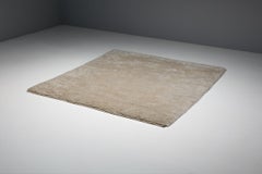 Alfombra contemporánea de lana de pelo medio de Anatolia, Turquía, Siglo XXI