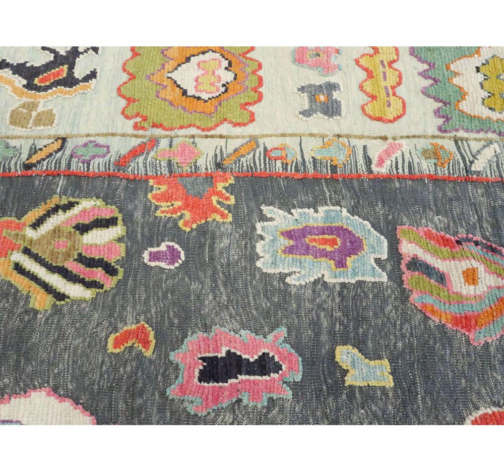 Contemporary and Colorful Handmade Turkish Souf Oushak Large Room Size Carpet (21. Jahrhundert und zeitgenössisch)