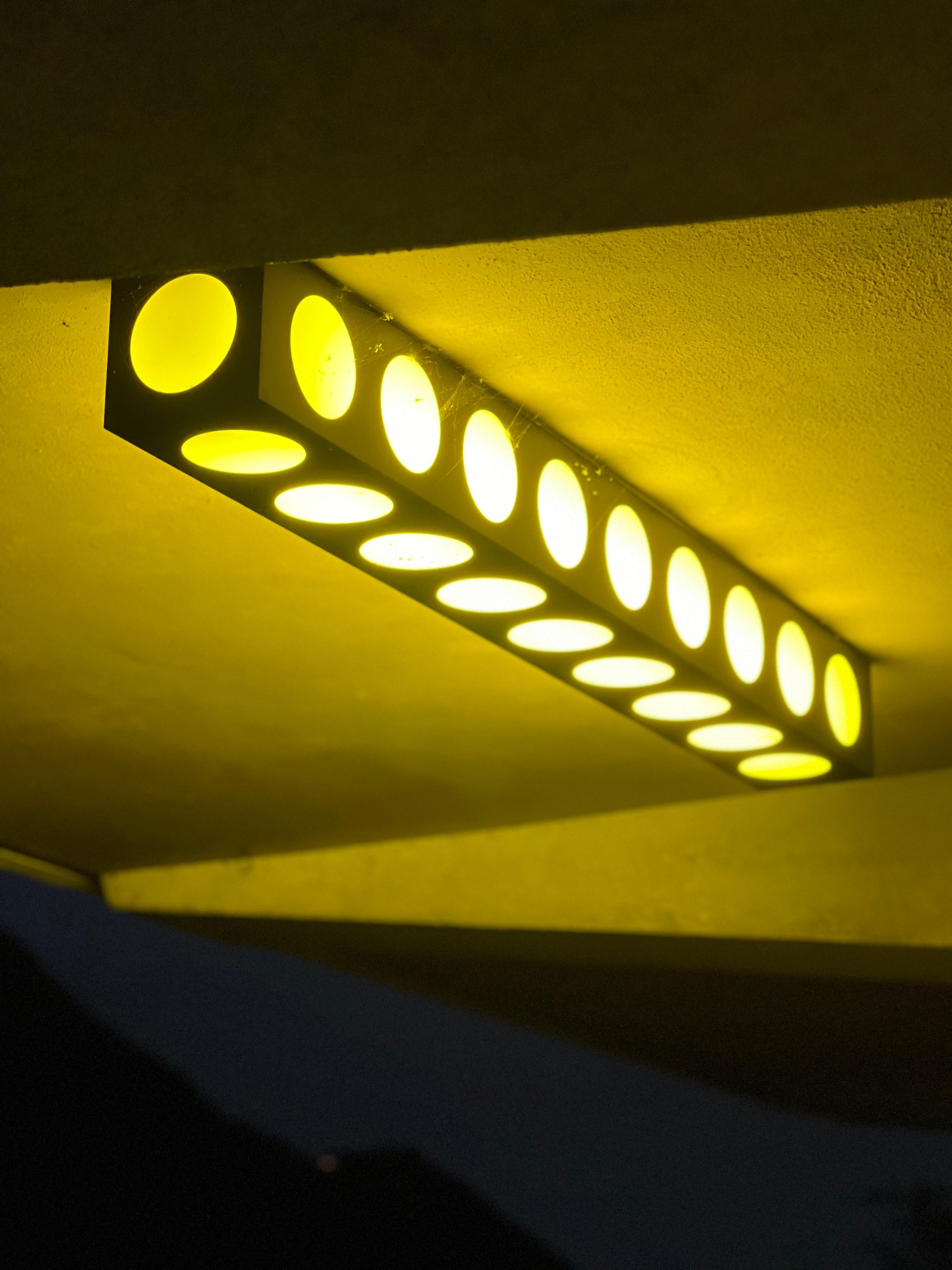 Contemporary and minimal ceiling light, sculptural wall light Meccano by Spinzi For Sale 6