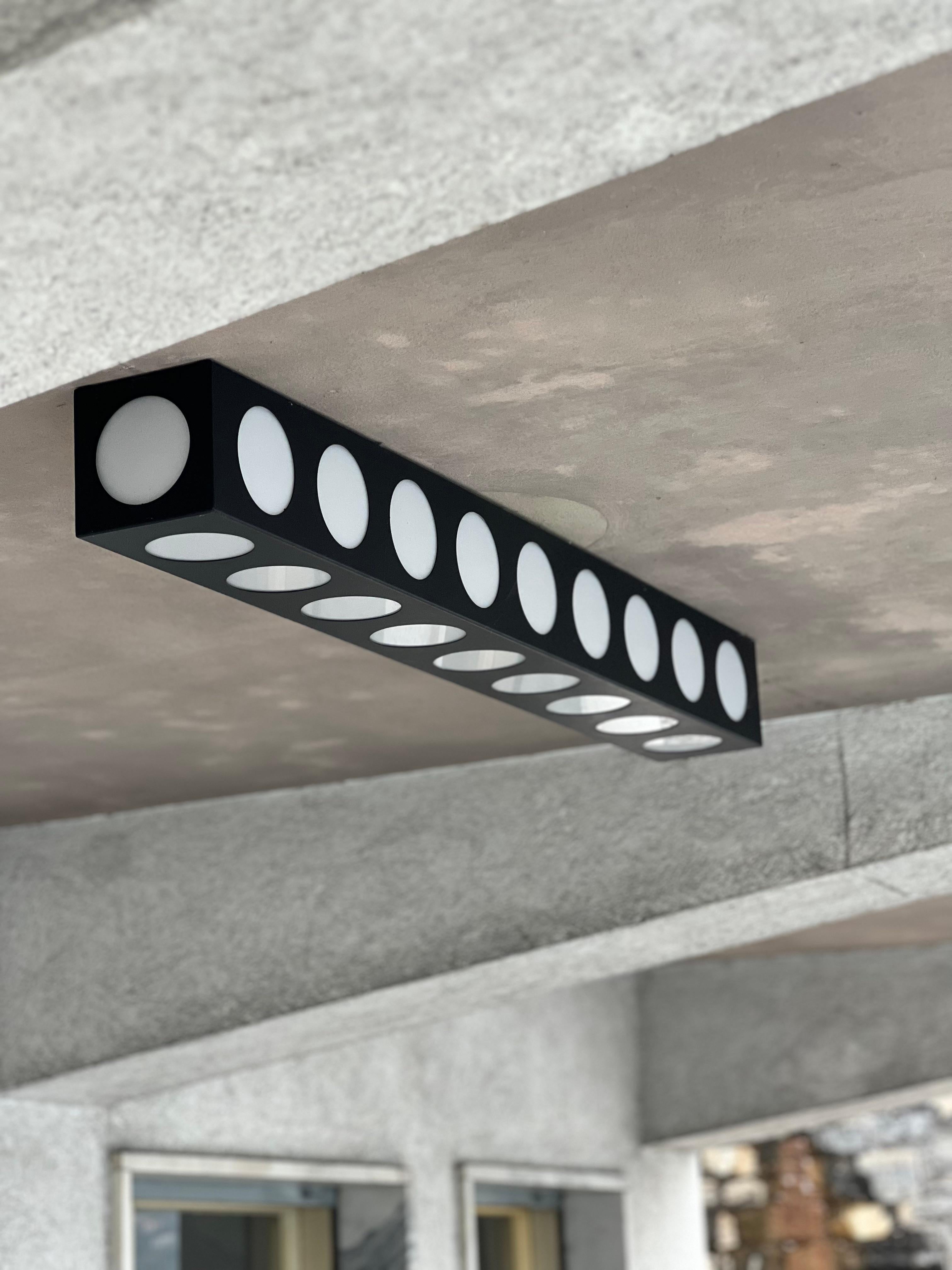 Italian Contemporary and minimal ceiling light, sculptural wall light Meccano by Spinzi For Sale