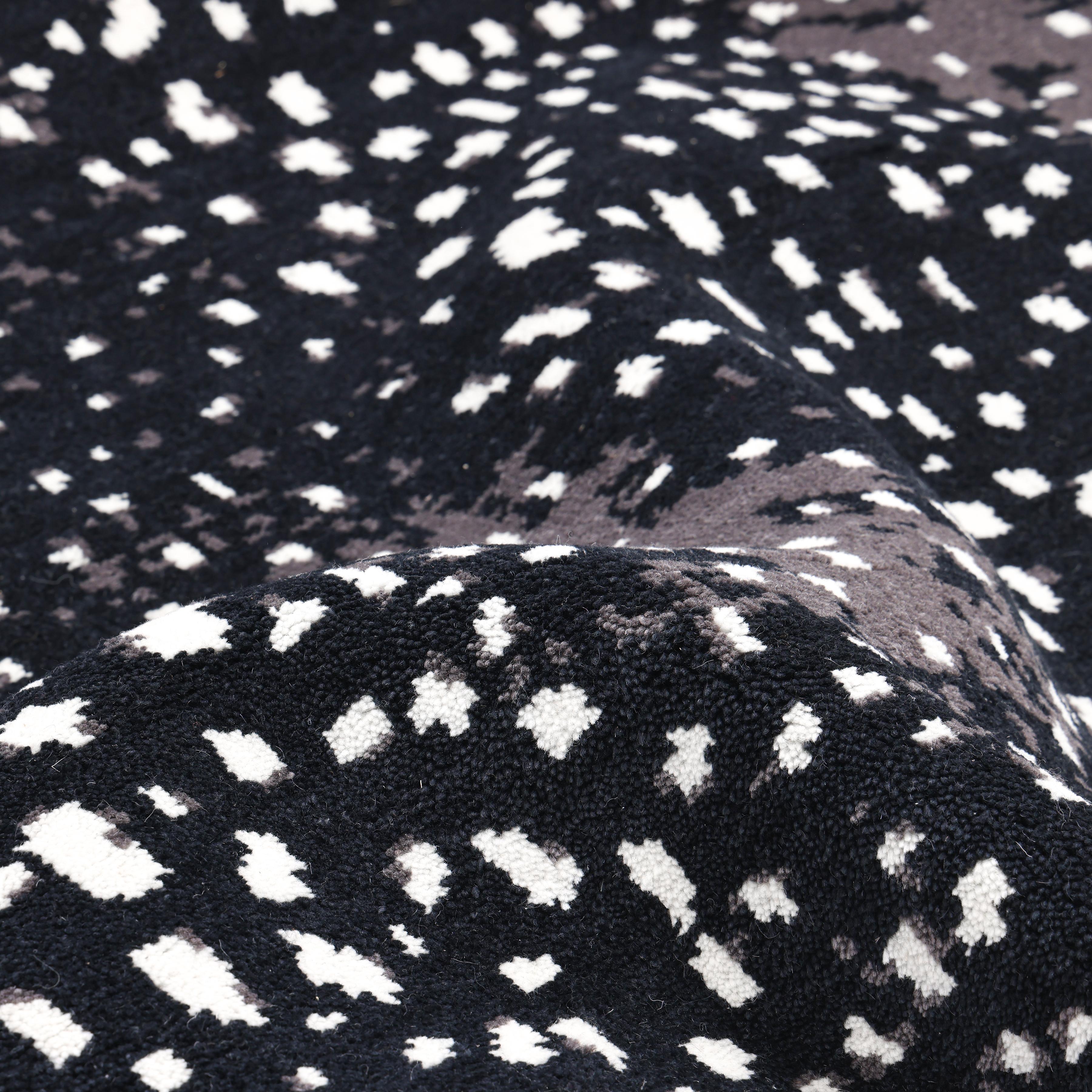 Tappeto d'area nero Animal Contemporary Hand Made 3' 0