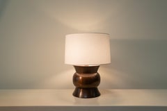 Lampada da tavolo Zun in rame anticato di Robert Kuo, edizione limitata