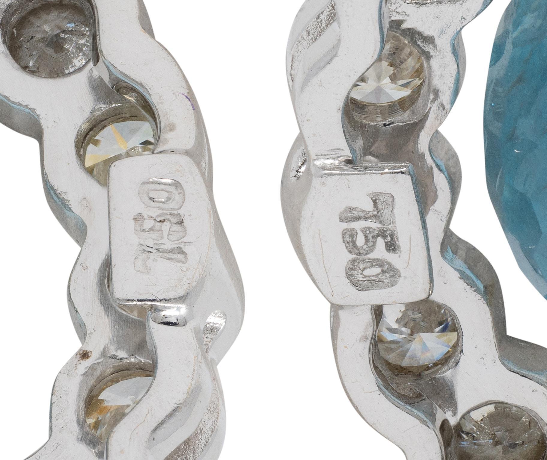 Orecchini a goccia a stella in oro bianco 18 carati con diamante e acquamarina Contemporary In condizioni ottime in vendita a Philadelphia, PA