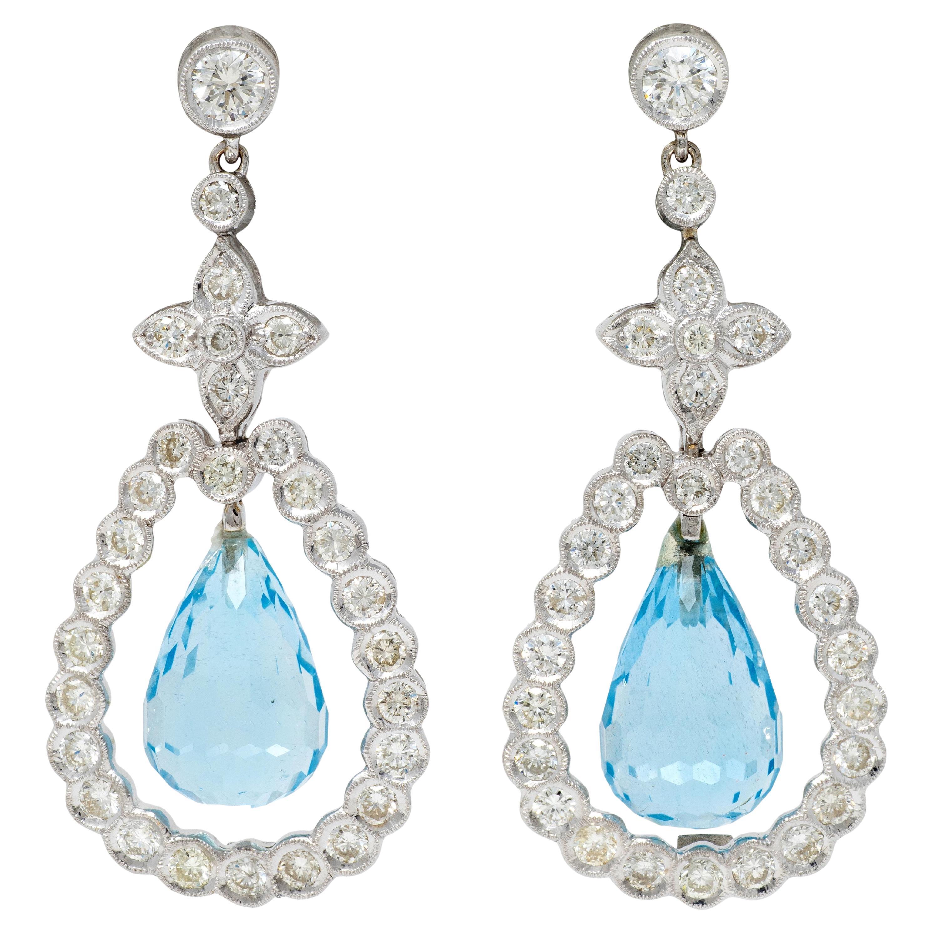 Orecchini a goccia a stella in oro bianco 18 carati con diamante e acquamarina Contemporary