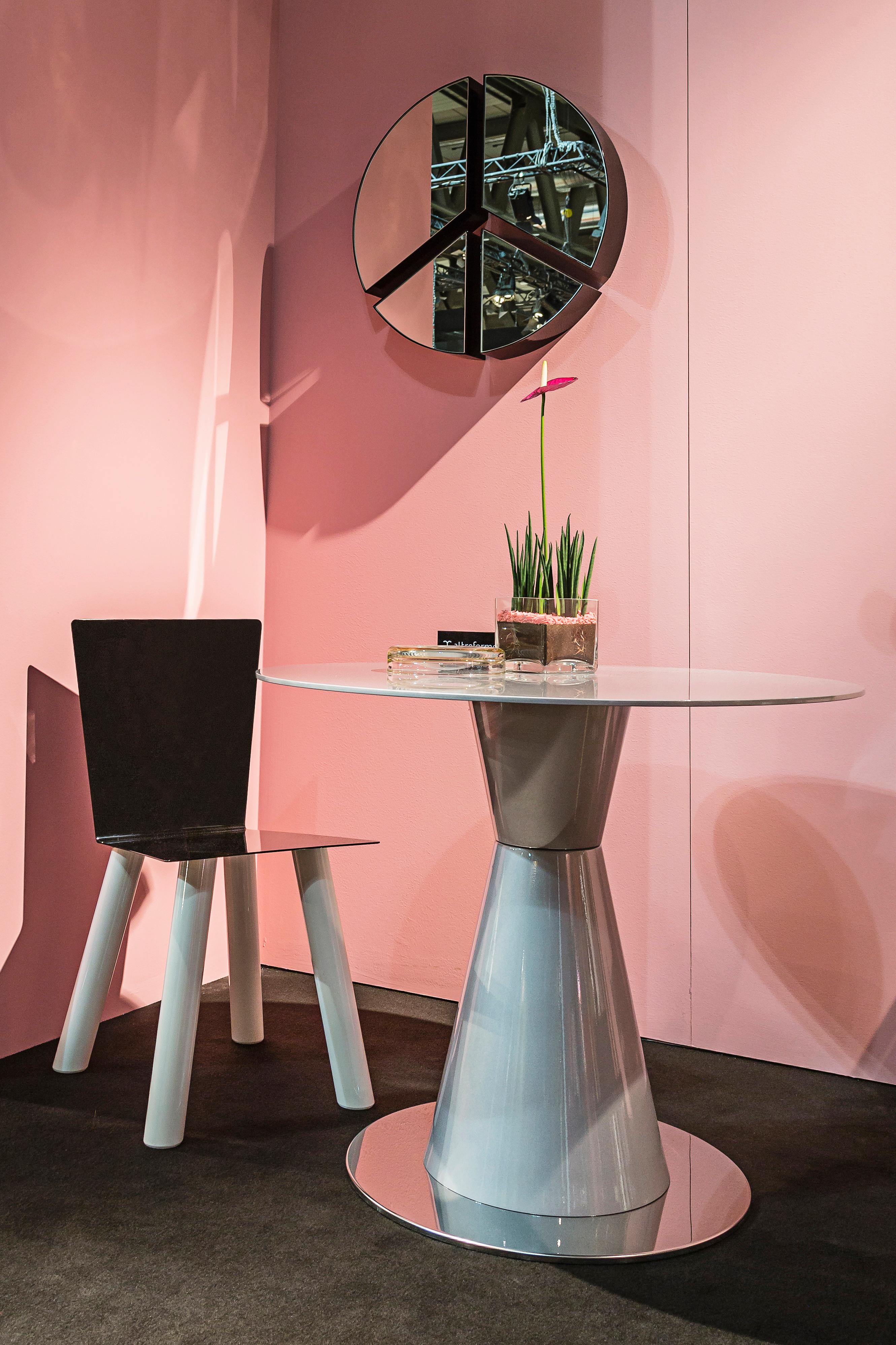 Zeitgenössischer Arbat-Tisch aus Aluminium von Altreforme im Angebot 1
