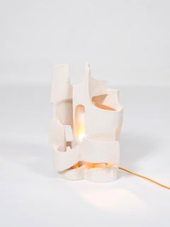Zeitgenössische architektonische Keramik-Tischlampe von Camille Le Dressay