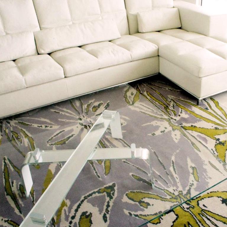 Our Creative Director’s artistic skills blend two crafts, scientifically portraying plants by painting them in watercolor and create a spectacular fine art composition, turning them into a stunning rug designs. Spice is a fine example of such