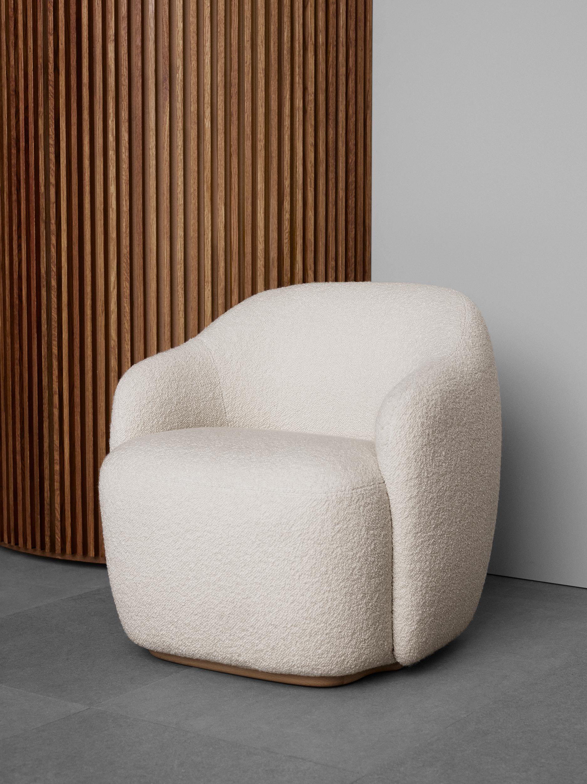 Contemporary Armchair 'Barba Club' by Fogia, Karakorum In New Condition For Sale In Paris, IDF