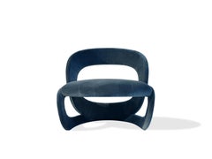 Zeitgenössischer Sessel von Hessentia aus blauem Samt