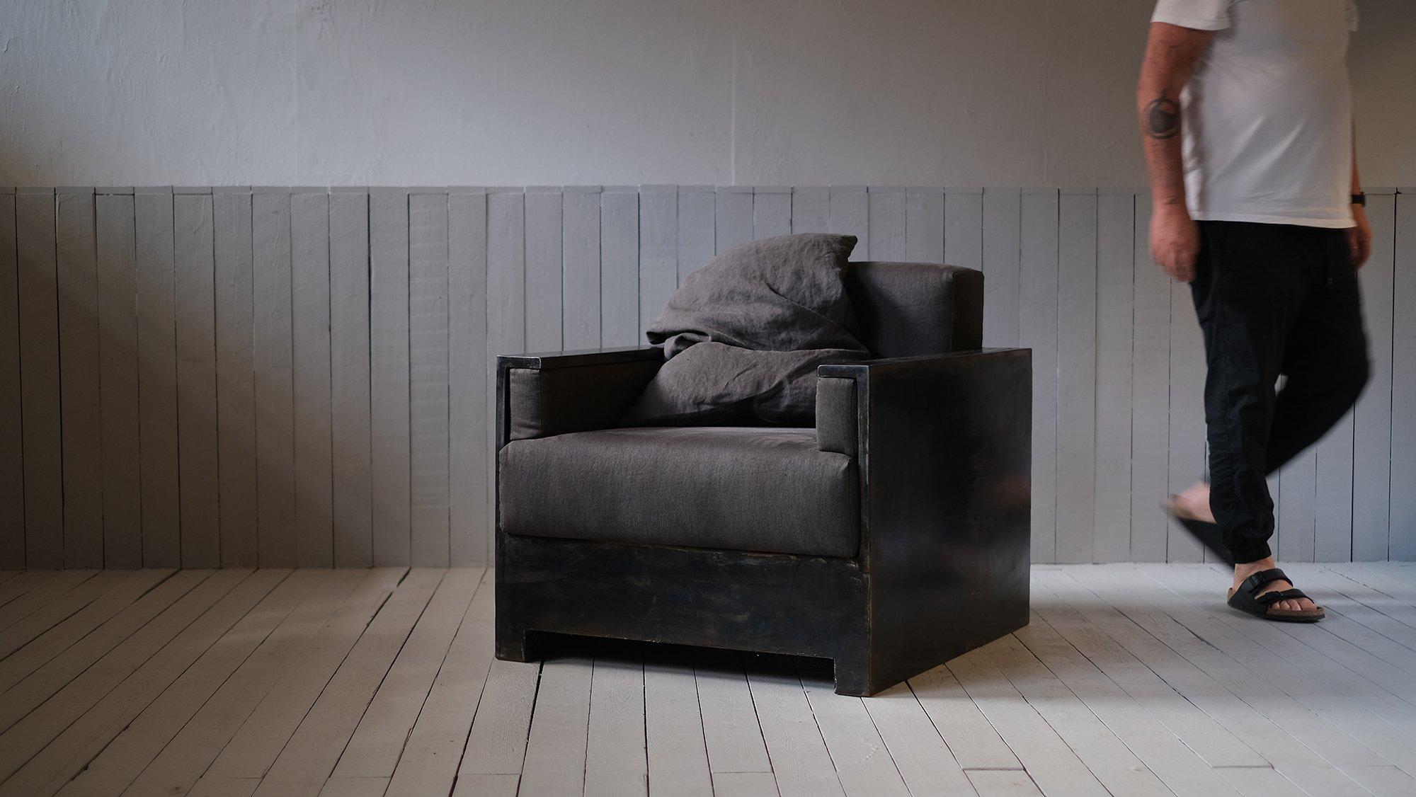 Modern Black Armchair in Patinated Raw Steel by Arno Declercq For Sale 5