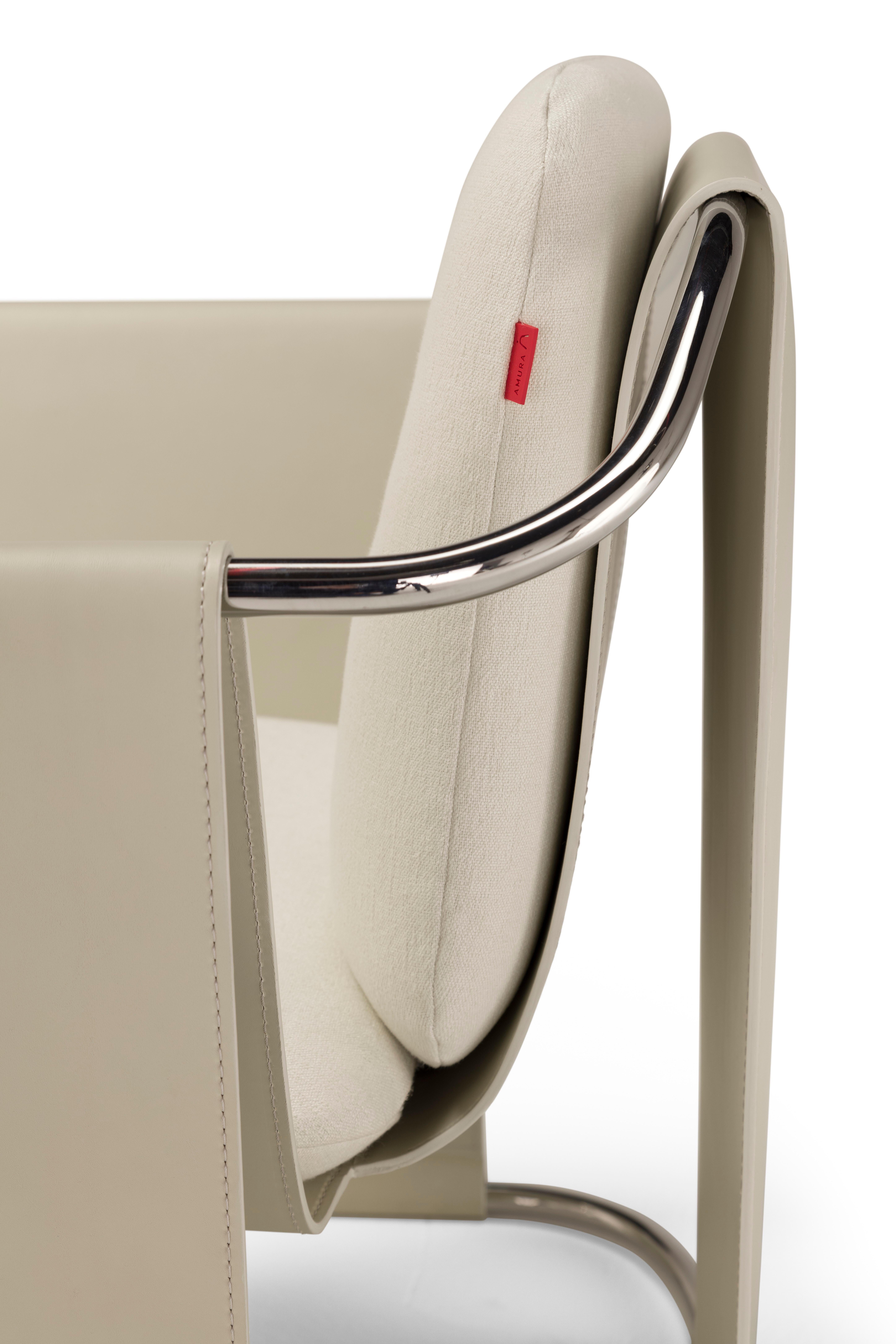 Fauteuil contemporain 'KIMONO' Tissu et cuir beige, acier chromé Neuf - En vente à Paris, IDF