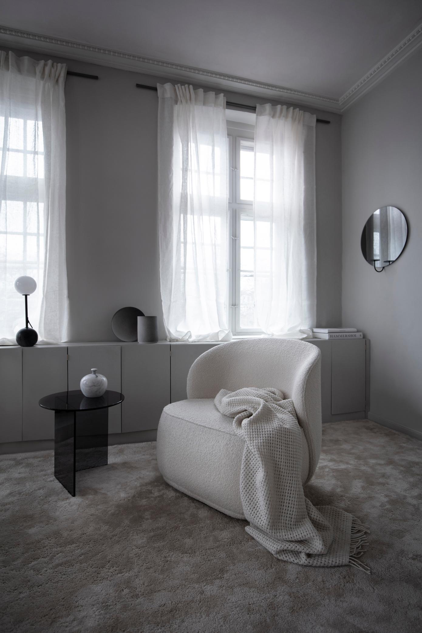 Organic Modern Contemporary Armchair 'La Pipe Lounge' with Barnum Bouclé Fabric For Sale