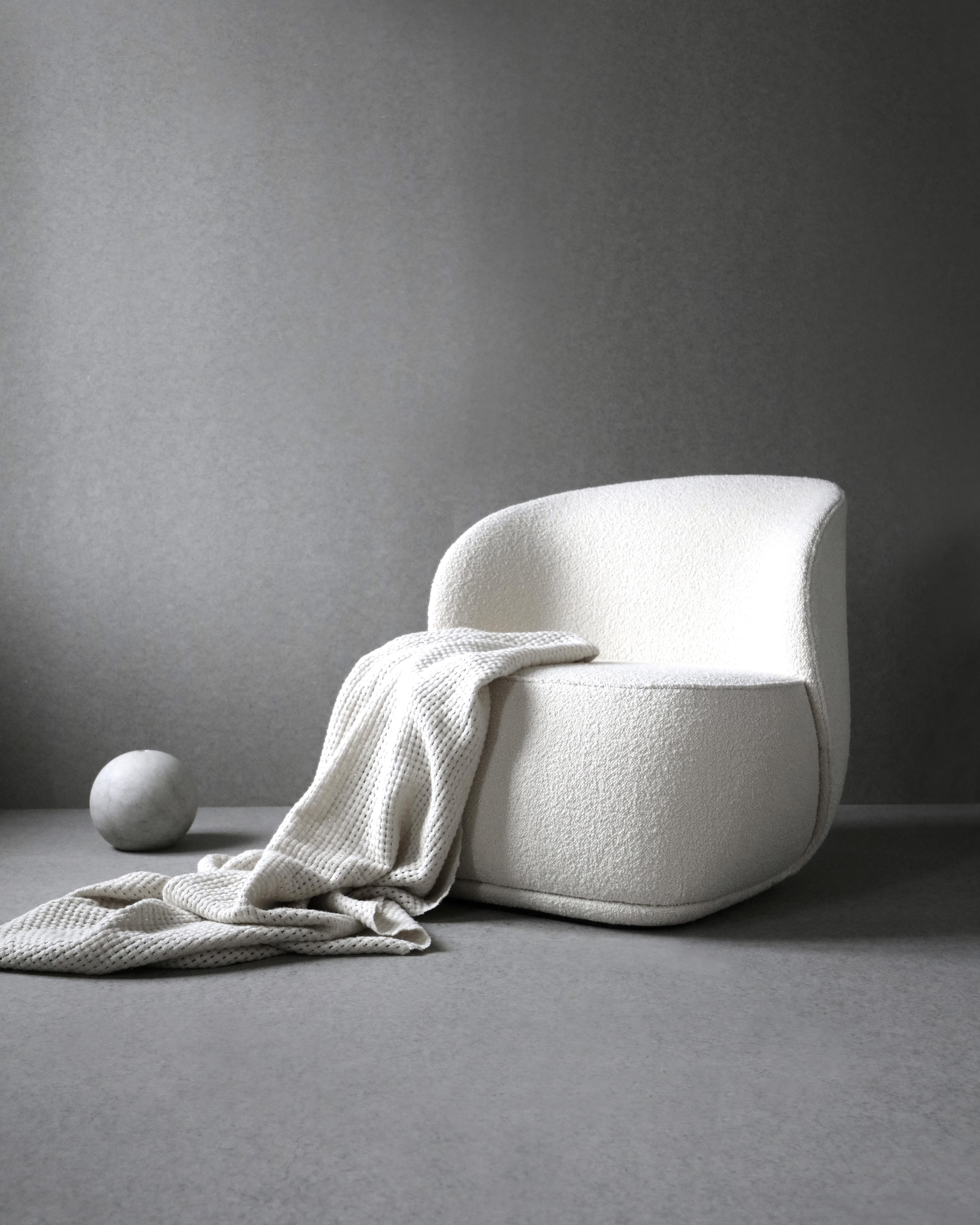 Contemporary Armchair 'La Pipe Lounge', Nevotex, Barnum Bouclé, 'Fixed' In New Condition For Sale In Paris, IDF