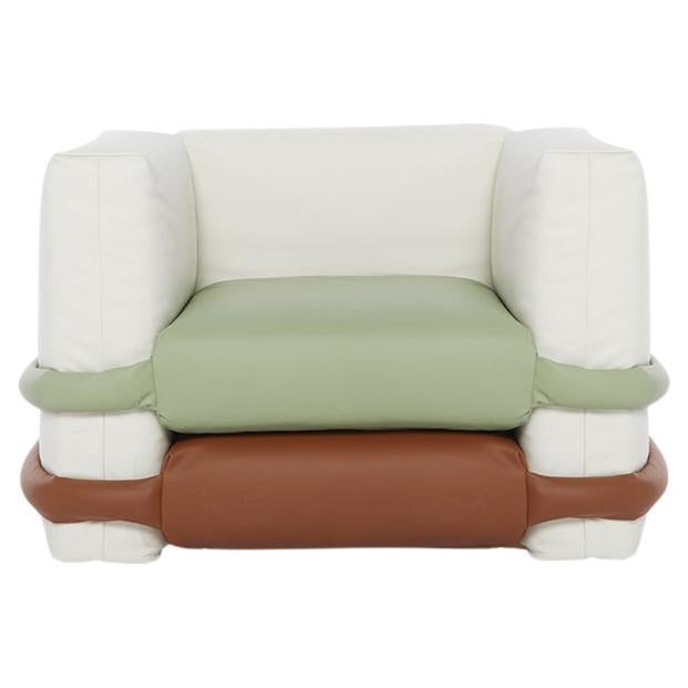 Poltrona contemporanea 'Pillow' di Muller van Severen, pelle multicolore