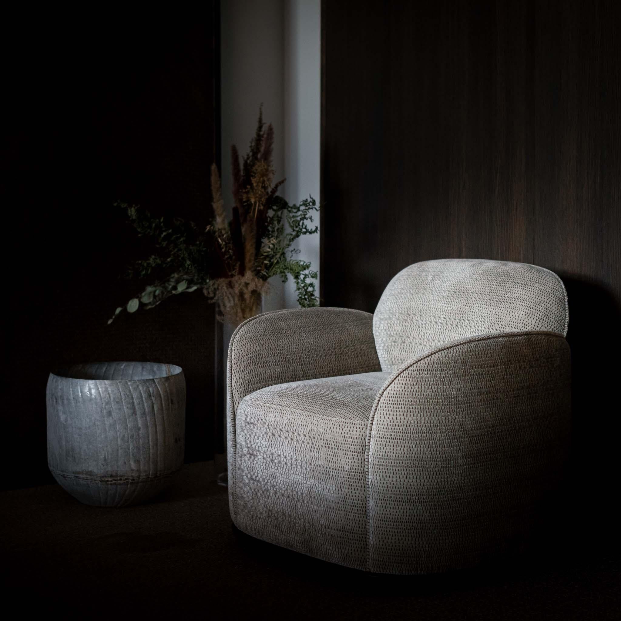 Contemporary Armchair 'Unio' by Poiat, Fabric Hanoi 04 by Pierre Frey For Sale 2