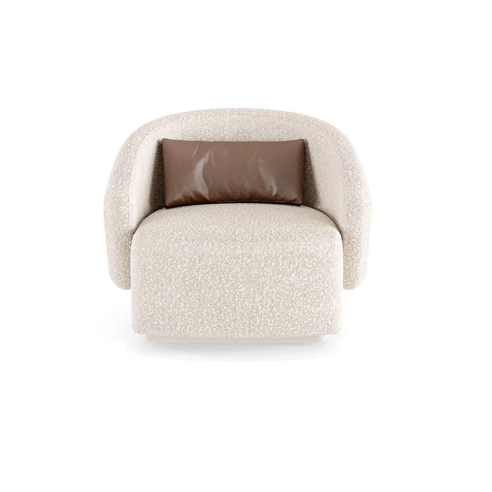 Contemporary Lounge Chair vollgepolstert mit geschwungener, nahtloser Silhouette (21. Jahrhundert und zeitgenössisch) im Angebot