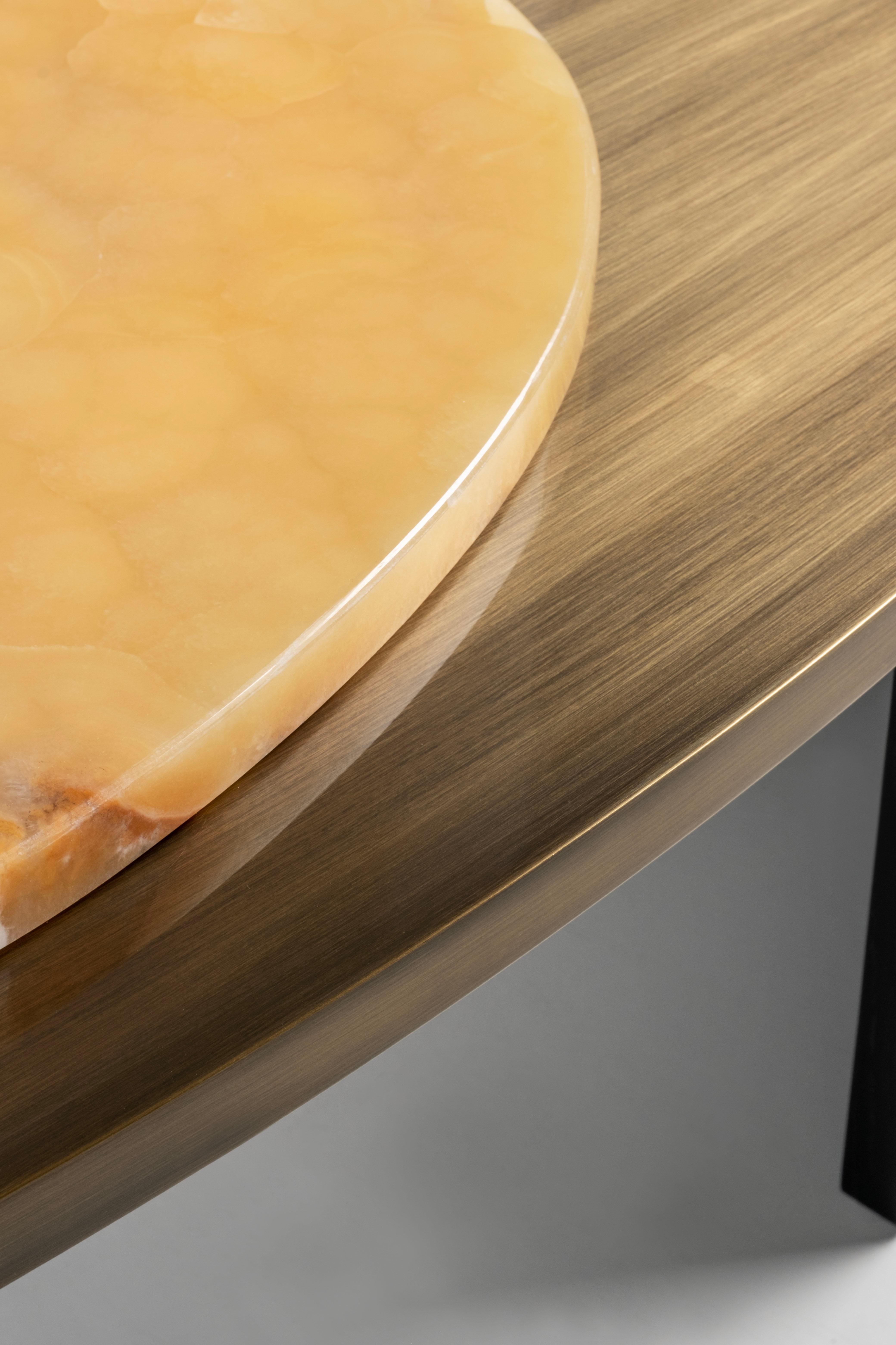 Table basse contemporaine AMONA, laiton onyx, fait à la main au Portugal par Greenapple en vente 6