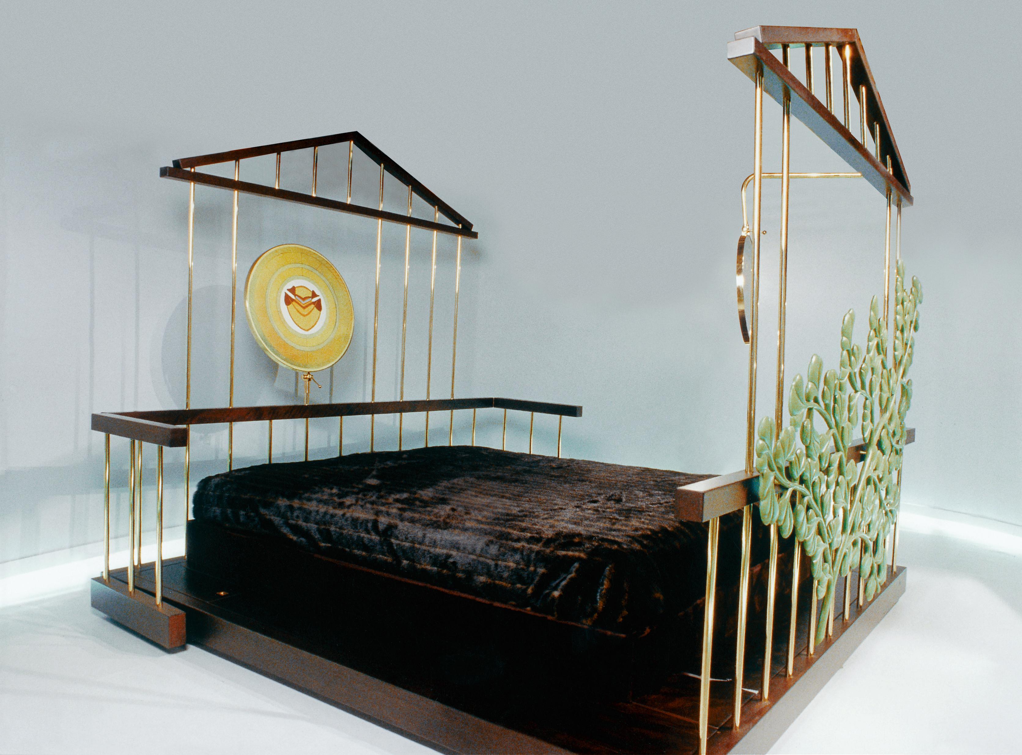 Other Contemporary Art Bed - Gabbia by Max Ernst For Sale