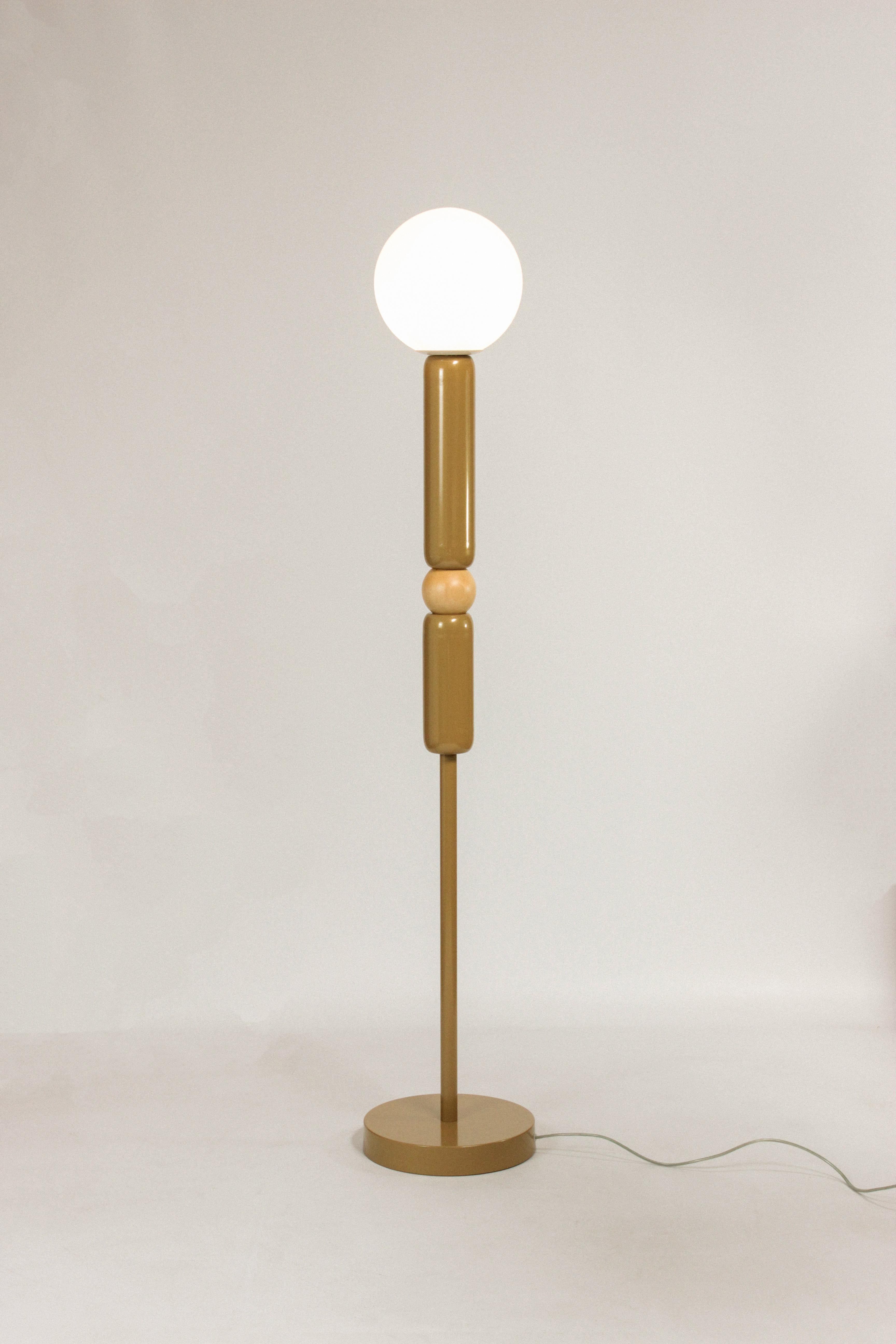 Utu Soulful Lighting, unveils the newest addition to its lighting collection - Play Lamps. The idea behind the
creation of the Play family was to introduce a sculptural yet fun piece resembling a mobile art sculpture, including
the always warming