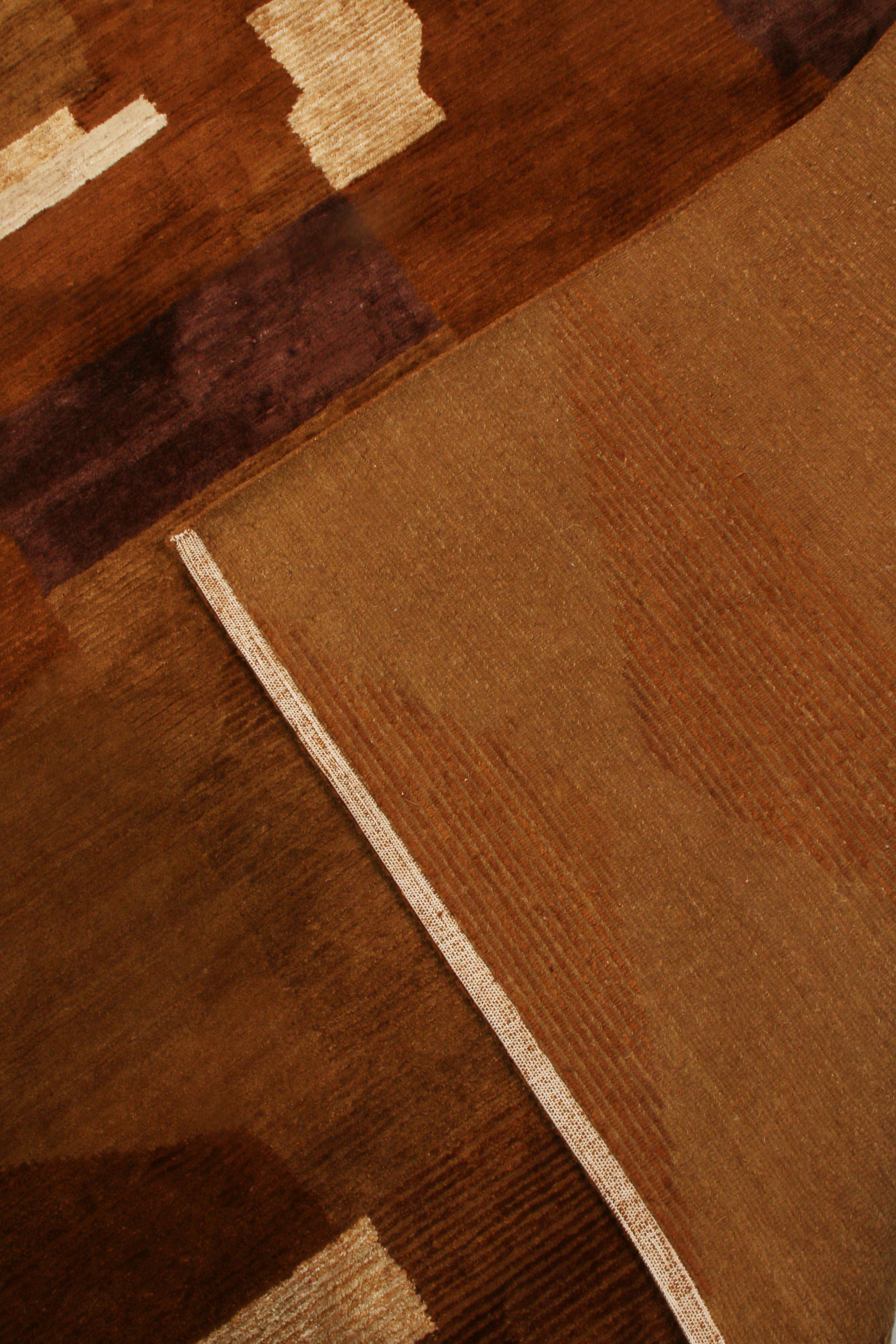 Alfombra Contemporánea de Lana y Seda Marrón y Beige de Diseño Inspirado en el Art Decó en Nuevo estado para la venta en Long Island City, NY