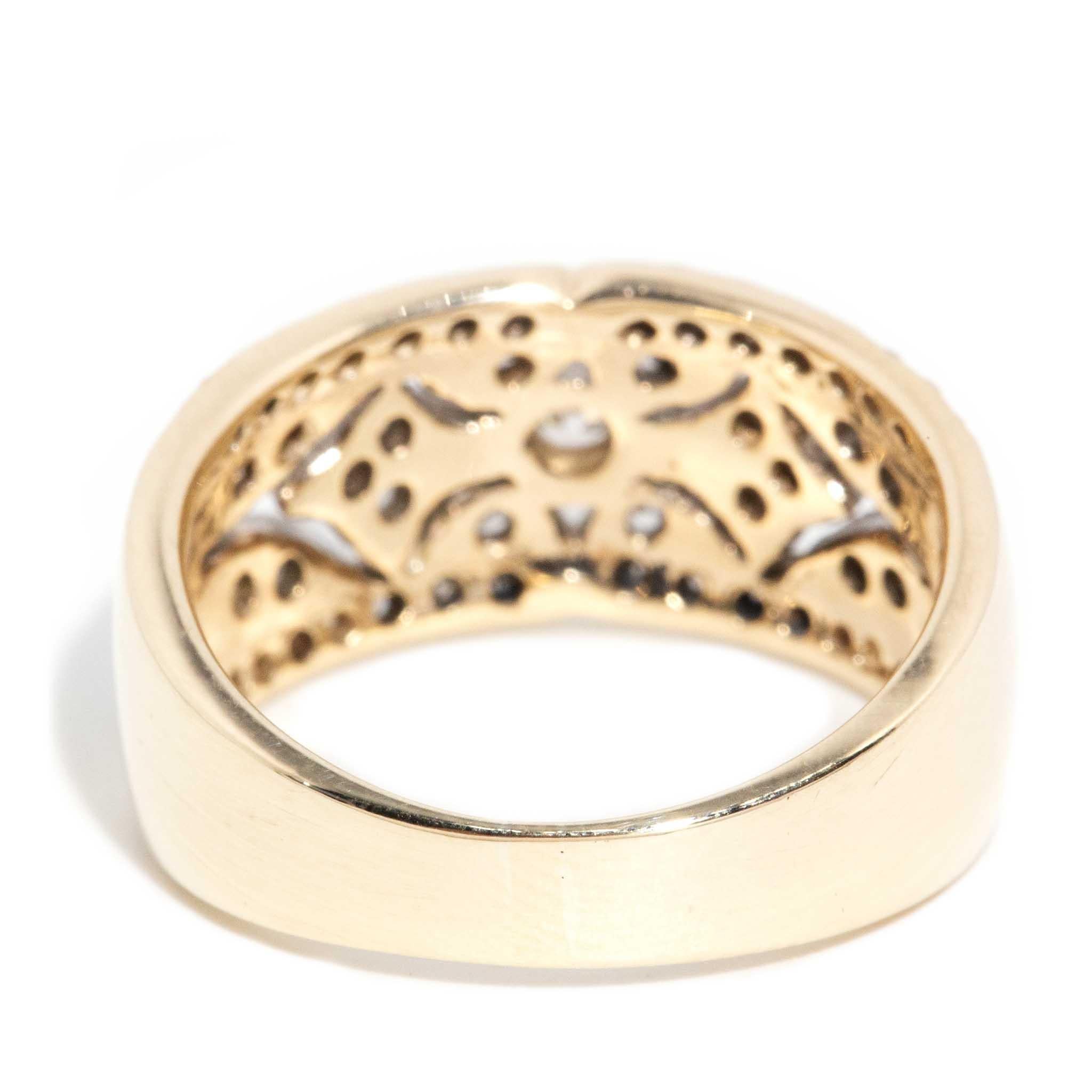 Contemporary Art Deco Inspired Diamond Filigree Band 9 Carat Yellow Gold For Sale 2