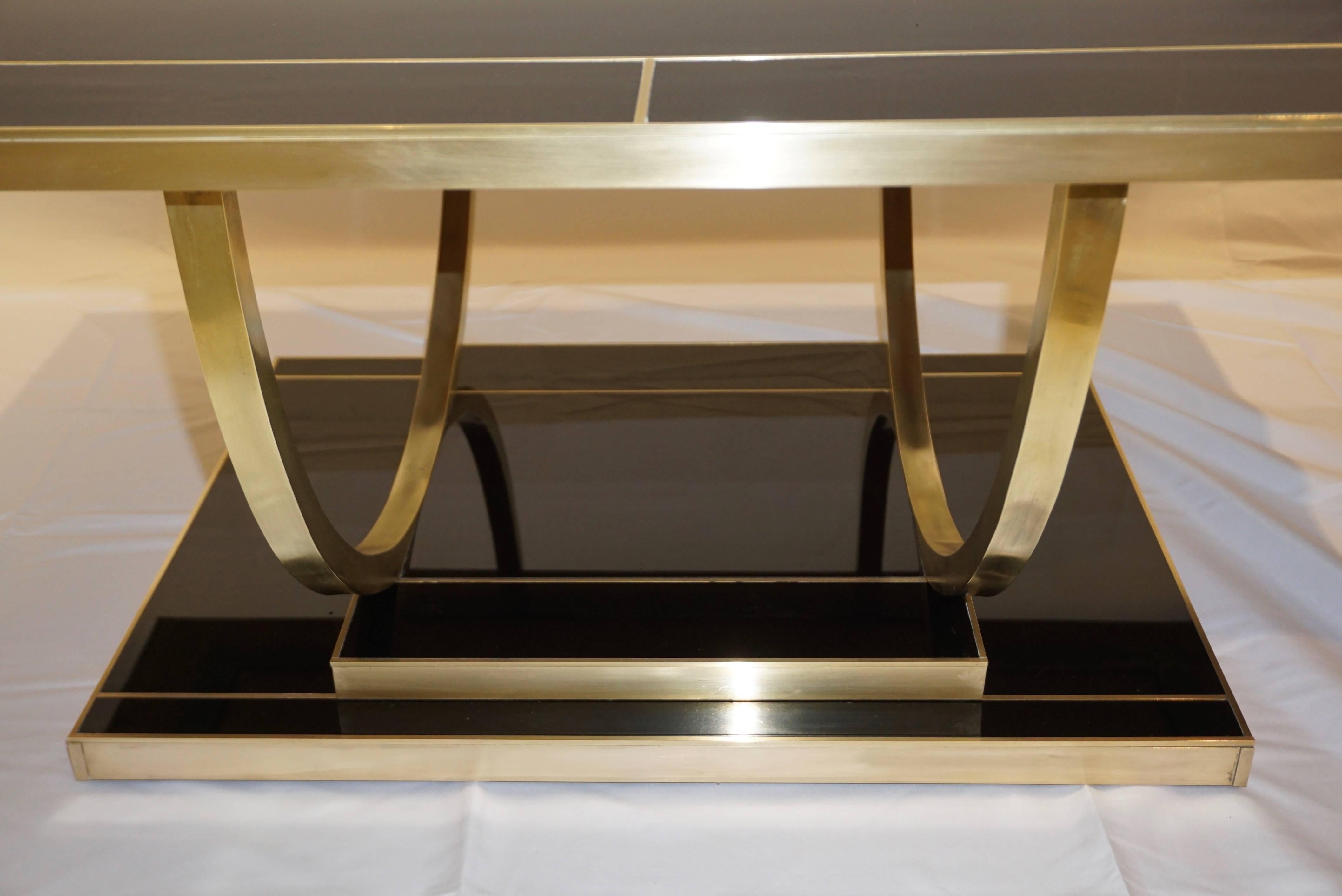 Contemporary Art Deco Italian Black Glass and Brass Coffee Table on Curved Legs In Excellent Condition In New York, NY