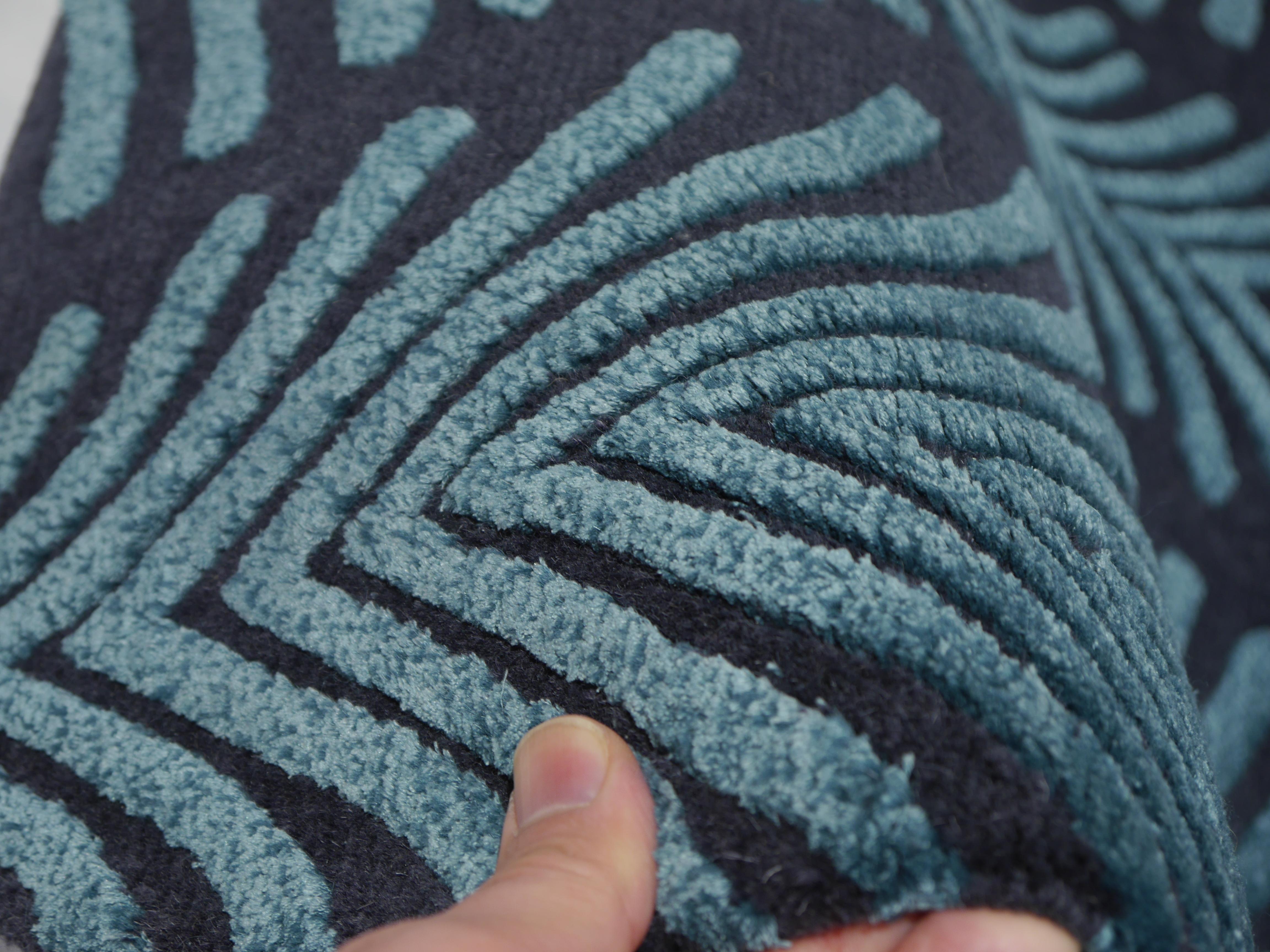 Contemporary Art Deco Zebra Rug Hand Knotted Blue Wool Silk Djoharian Collection im Angebot 1