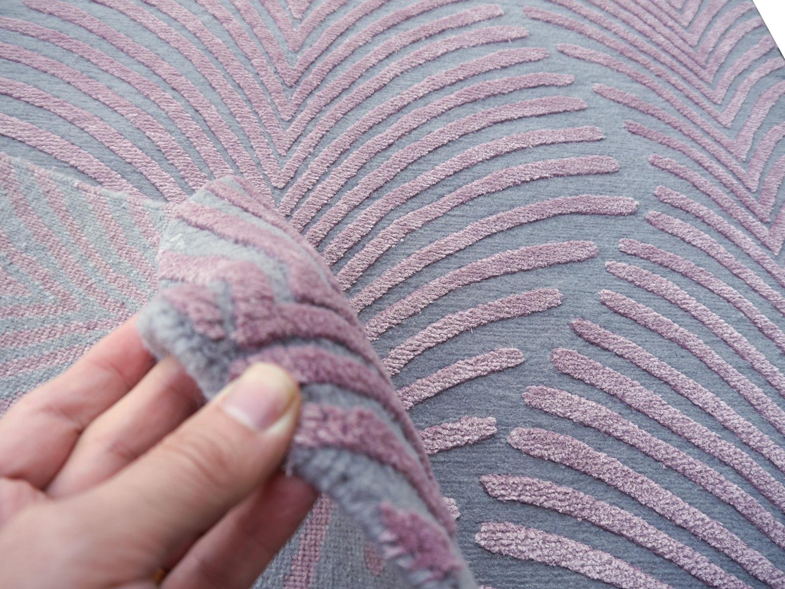 Zeitgenössischer Art Deco Zebra Teppich Handgeknüpft Grau Wolle Seide Djoharian Kollektion im Angebot 6