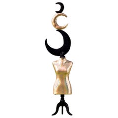 Retro Contemporary Art En Claire De Lune Mannequin in Silk Velvet